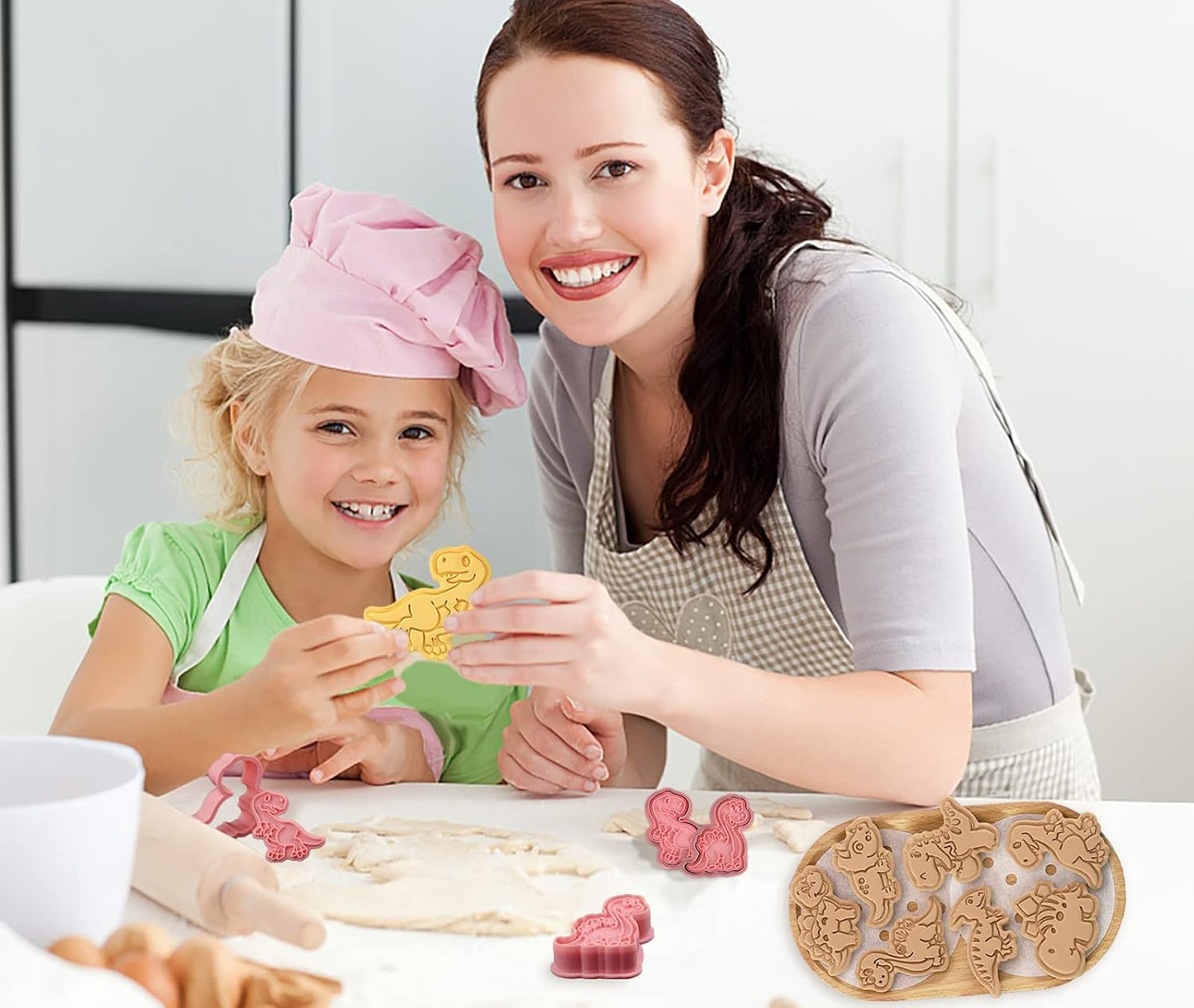 Dinosaur Cookie Cutters With Plunger Stampers Set,8 Piece 3D Dinosaur Embossing Cutters For Biscuit Fondant Cheese Baking