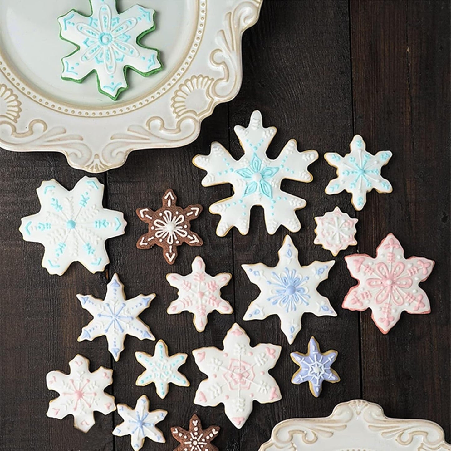 Snowflake Cookie Cutters Set of 10 pcs, Stainless Steel Snowflake Shaped Christmas Holiday Baking Molds for Fondant & DIY Crafts‌