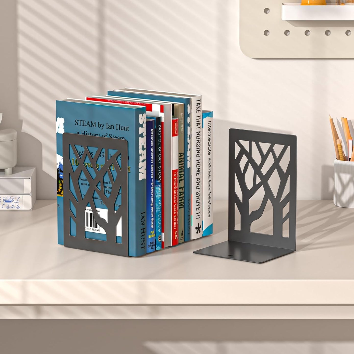 VFINE 2-Piece Modern Metal Bookends for Shelves, Black Tree Book Ends for Books, Decorative Book Organizer for Desk, Non-Skid Shelve Bookends for Home Office