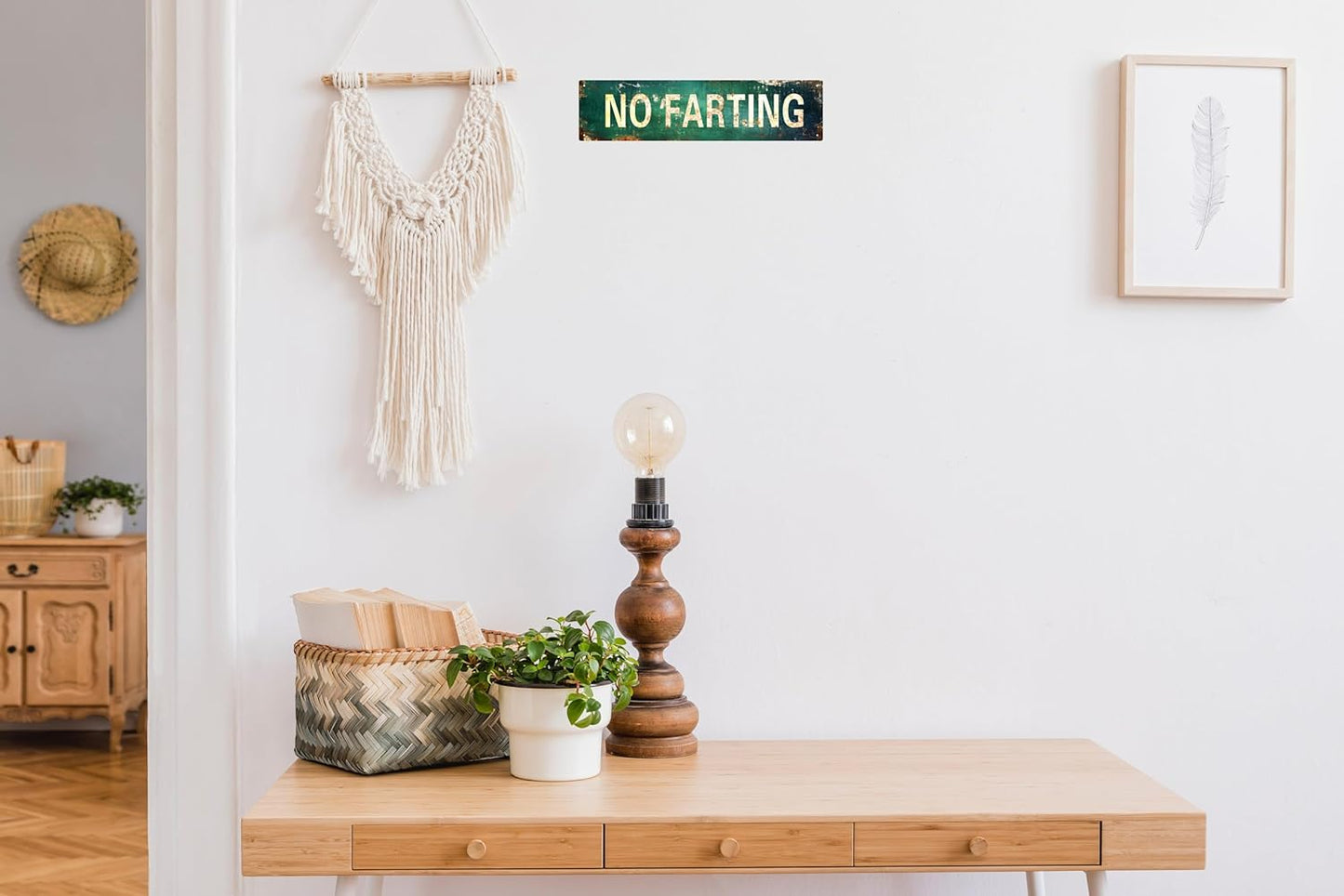 AWISZZZ Vintage Metal Tin Sign Retro No Farting Signs Stylish Wall Art Plaques for Home Decor Bathroom Kitchen House and Gothic Wall Decor or as a Unique Poster 16x4 in