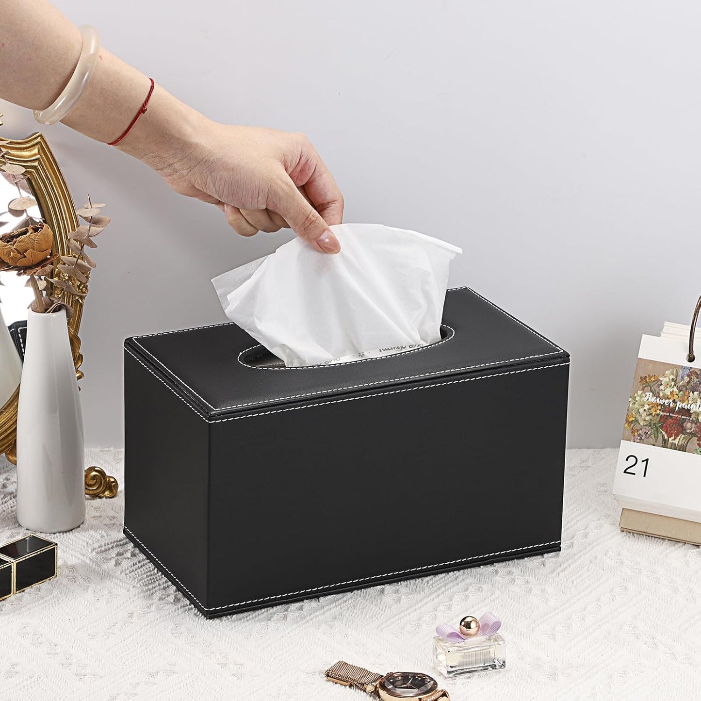 Sumnacon Tissue Box Cover Rectangle Leather Tissue Box with Magnetic Bottom,PU Tissue Box Holder Decorative Black Tissue Cover for Bathroom Toilet Bedroom Kitchen Office Table Desk, Large