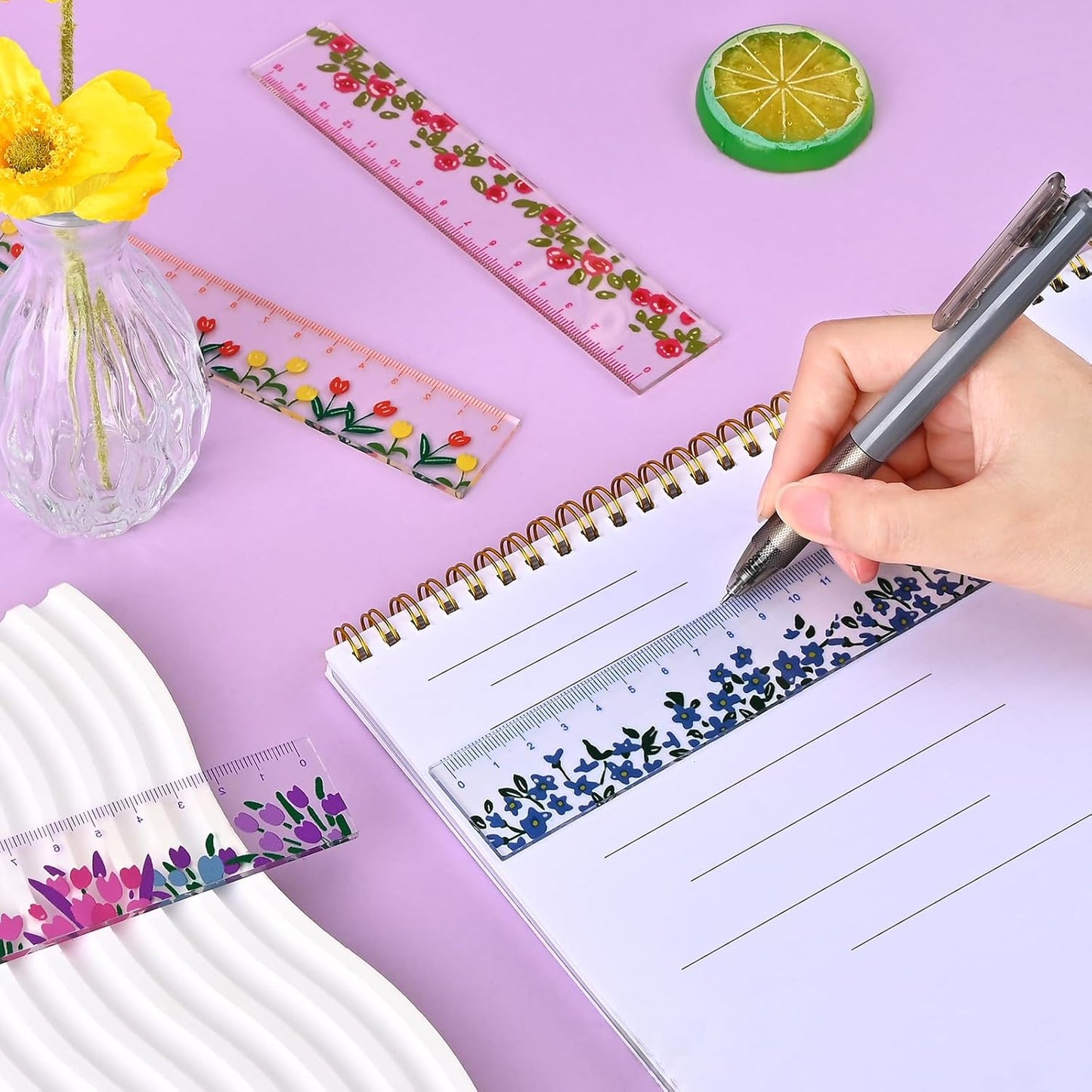 BAYTORY 4 Pcs Plastic Rulers 15 CM, Small Ruler, Measuring Drafting Tools, Acrylic Rulers with Centimeters for School Home Office (Flower)