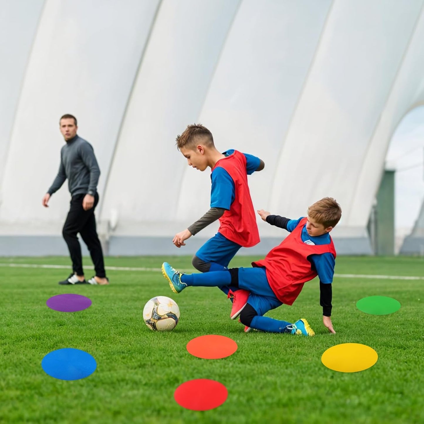 MAQUITA 18 Pcs 9inch Spot Markers Flat Field Cones,Non Slip Spot Floor Dots for Soccer Basketball Baseball Sports Speed Agility Training