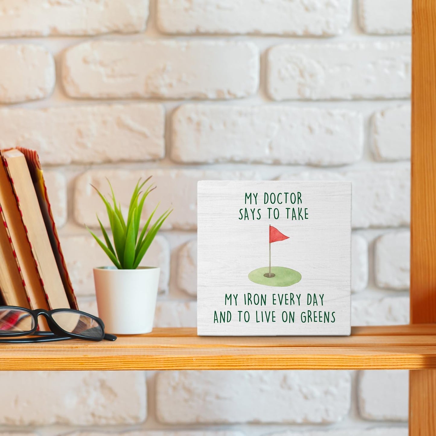 Funny Golf Court Wooden Box Sign Desk Decor, Gifts for Golf Lovers, Golfer Golfing Gifts Wood Block Sign Decorations for Home Bedroom Office Wall Tabletop Shelf Decor, 5x5 Inch