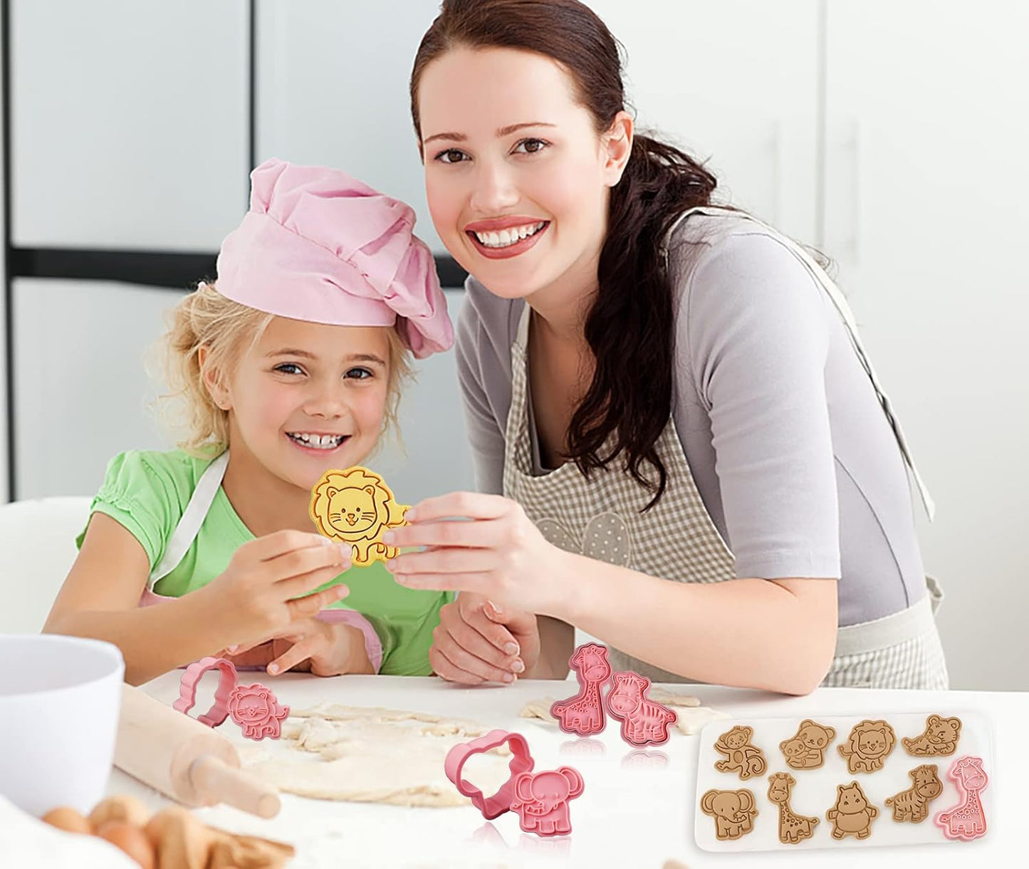 Animal Cookie Cutters With Plunger Stamps Set,8 Piece 3D Animal Embossing Cutters For Biscuit Fondant Cheese Baking Molds