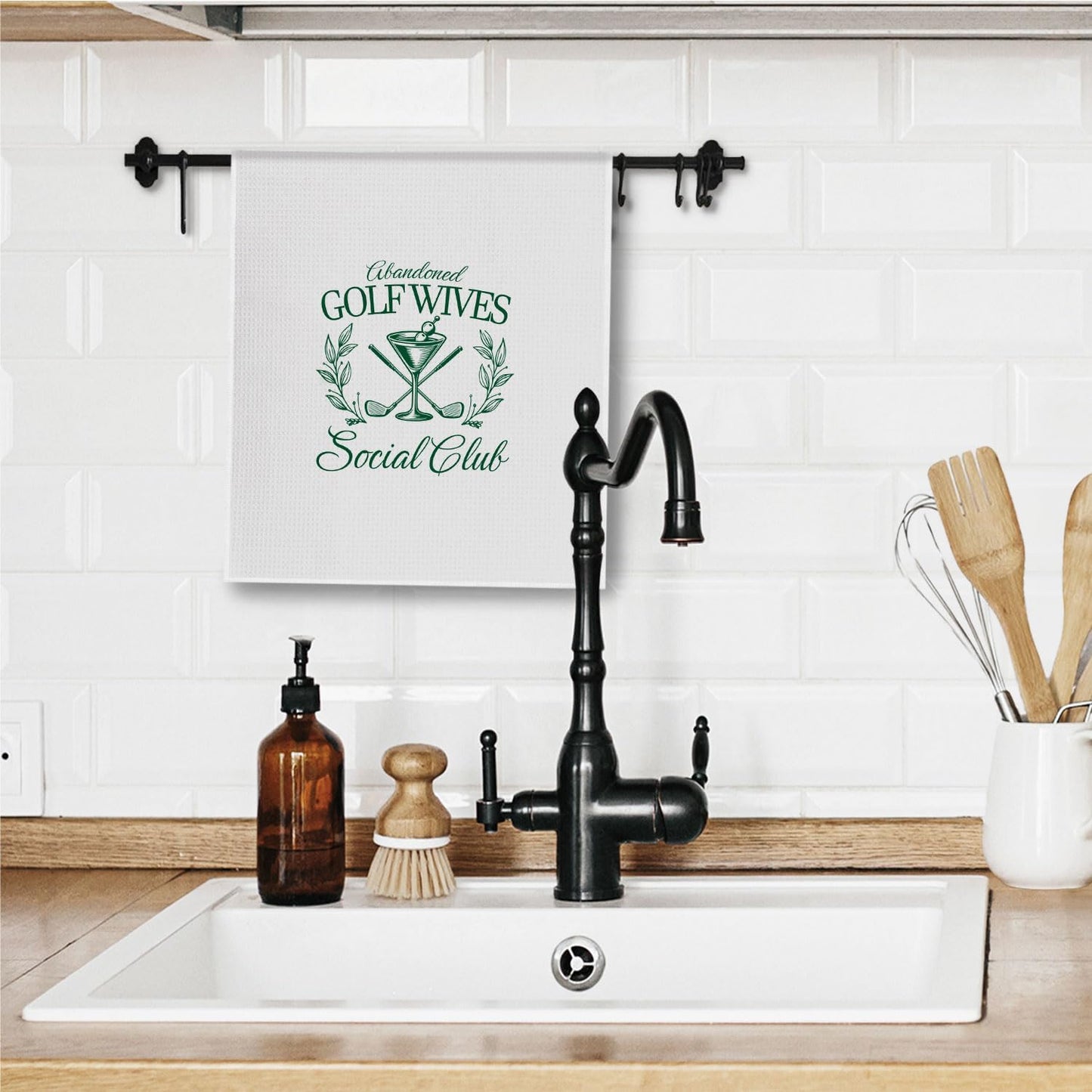 Golf Cocktail Kitchen Towels, Gifts for Martini Cocktail Lovers, Green Golf Lover Gifts Dish Tea Hand Towels for Bathroom Kitchen Decor, 16x24 Inch