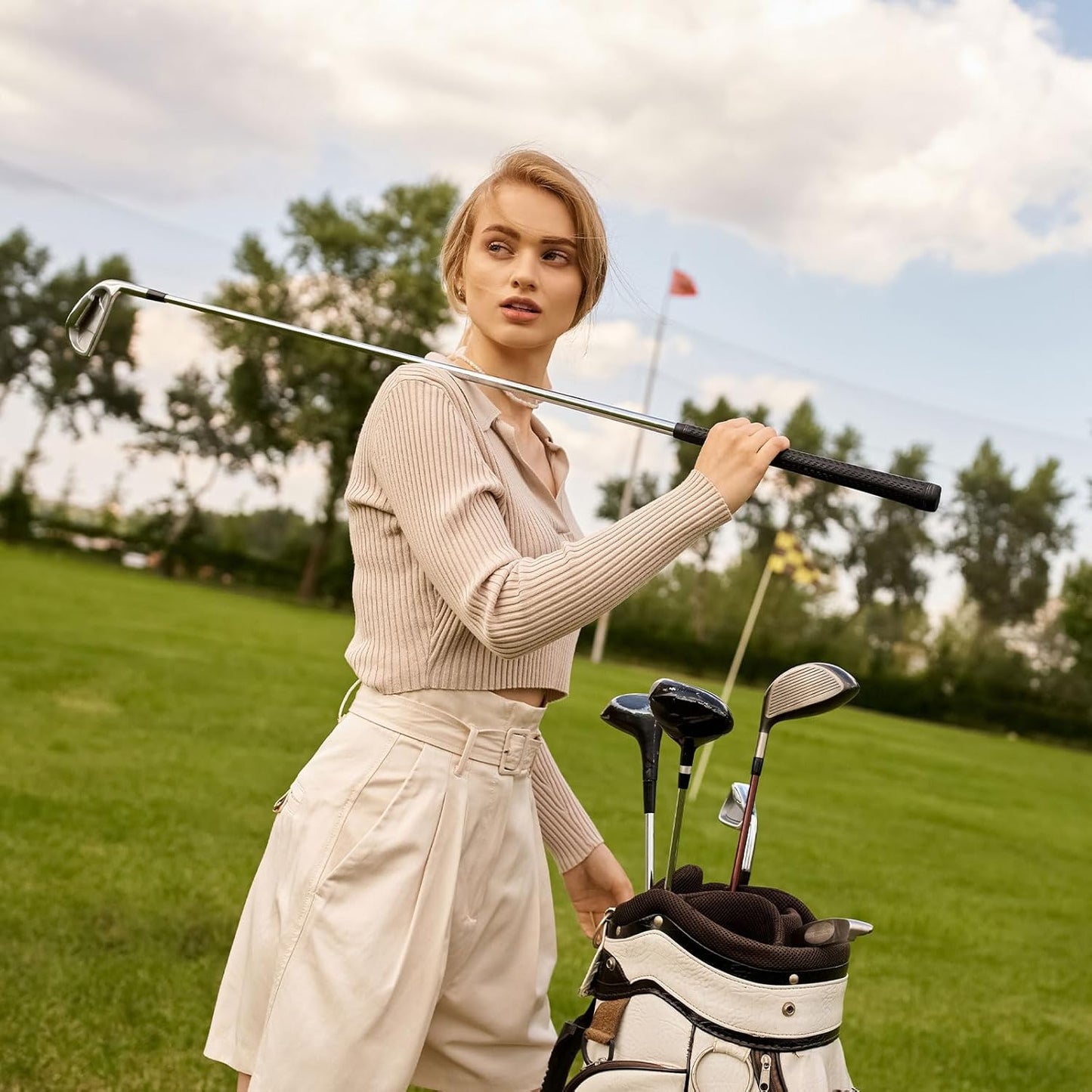 YOKIVE 2 Pcs Portable Golf Ball Cleaner Pouch, Golf Ball Washer Pocket with Clip | Cleaning Golf Balls, Great for Golf Course Exercise (Blue, 4.13x3.94-Inch)