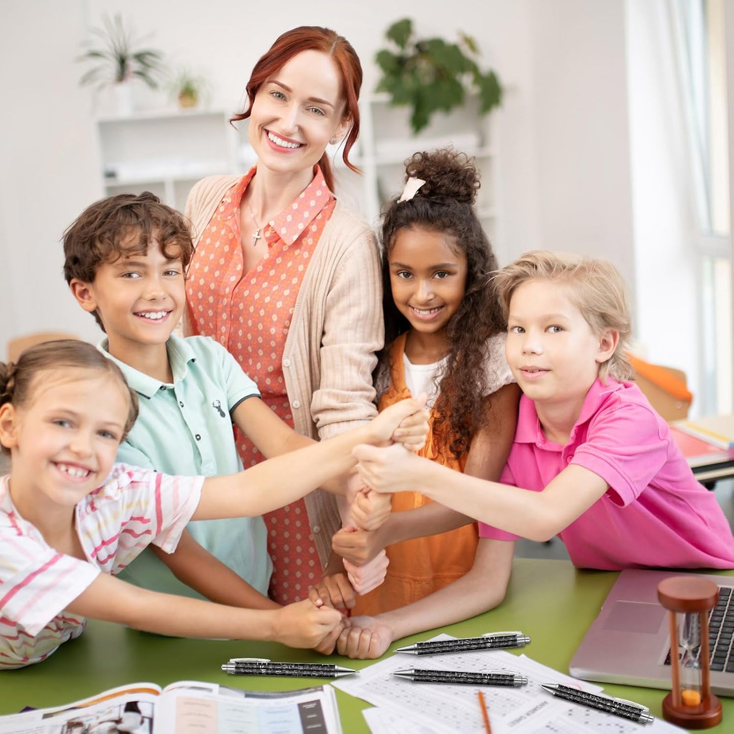 48 Pcs Math Ballpoint Pen Math Party Favor Black Ink Retractable Ballpoint Pens for Teacher's Day Gifts Students Party Supplies Office Home Desk Classroom Favors Accessories in Bulk