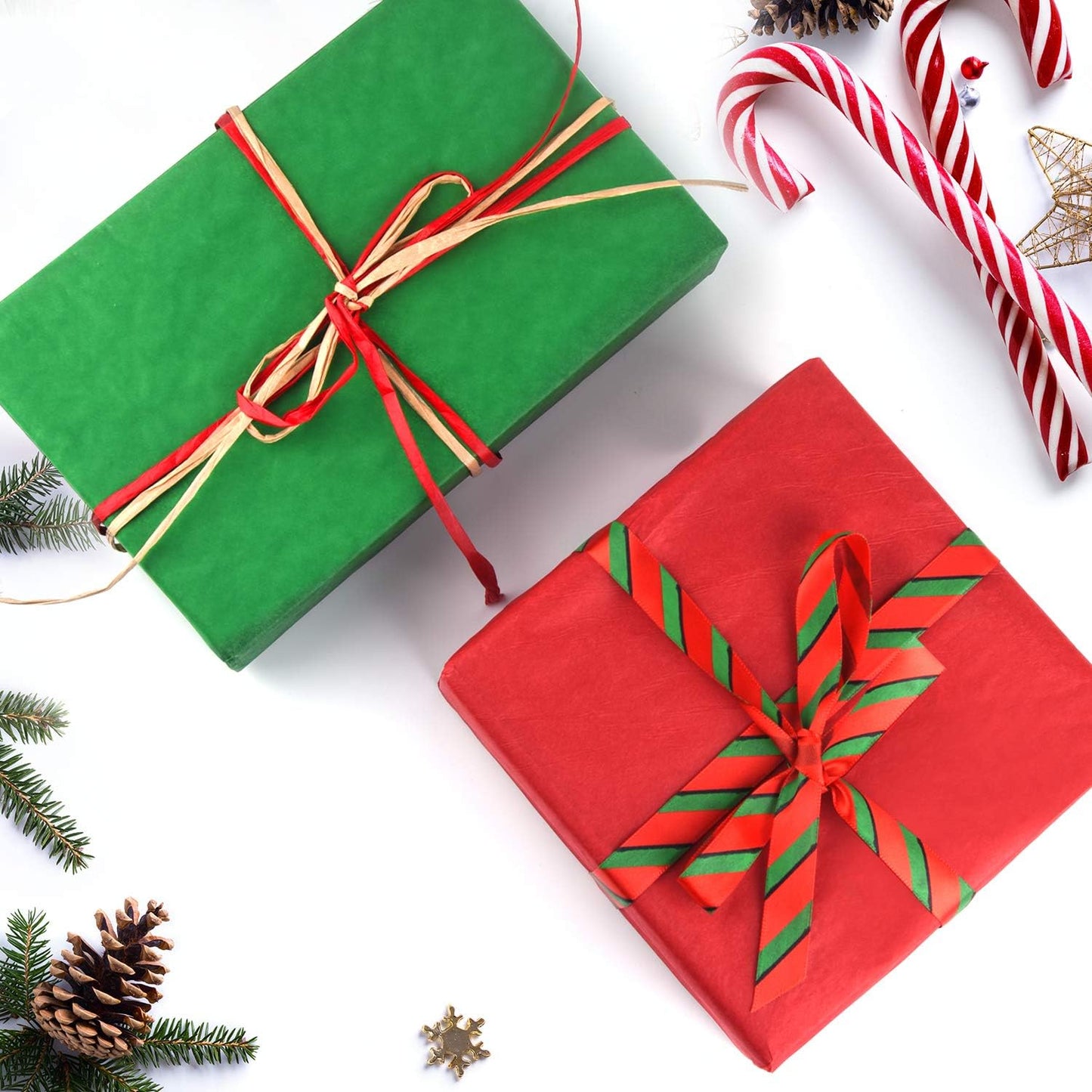 FEPITO 100 Sheets Christmas Tissue Paper Red and Green Gift Wrapping Paper for Xmas Wrapping Presents, DIY Crafts Supplies(14 x 20 Inch)