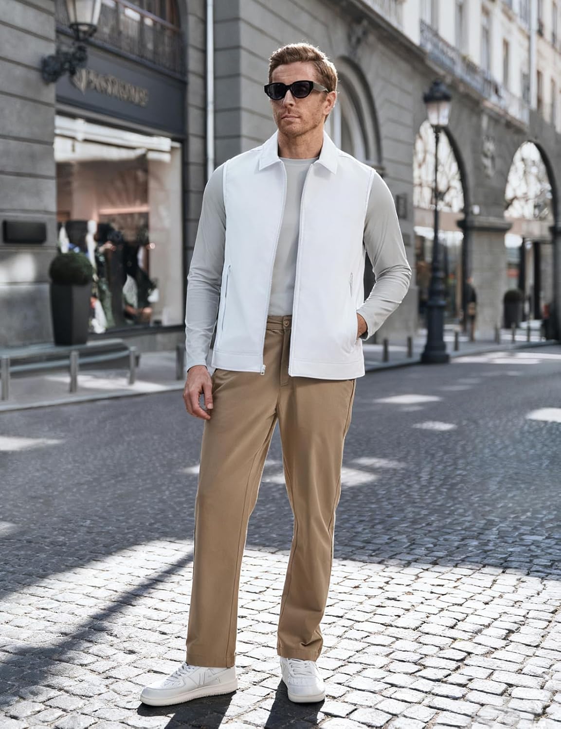 Rdruko Men's Golf Vest Lightweight Outerwear Windproof Water Resistant Grid Lining Vest with Zipper Pockets for Casual