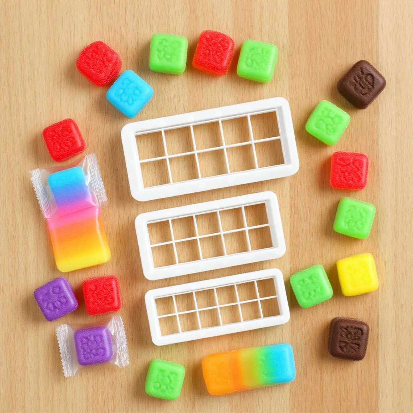 3Pcs White Square Cookie Cutter Set, 3 Size Multicutter Square Cake Fondant Cutter Geometric Baking Tools Biscuit Cutters Cake Decorating