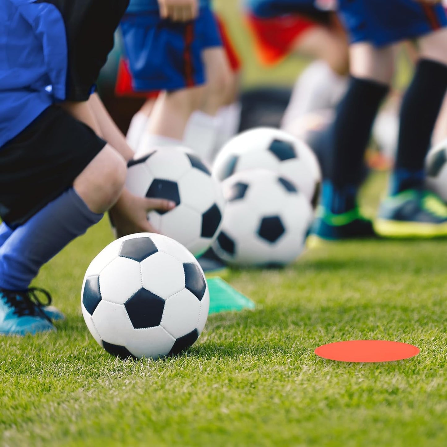 PATIKIL 4 Inch Poly Spot Markers, 12Pcs Non Slip Rubber Floor Dots with Storage Bag Flat Agility Cones for Sports Training Basketball Football