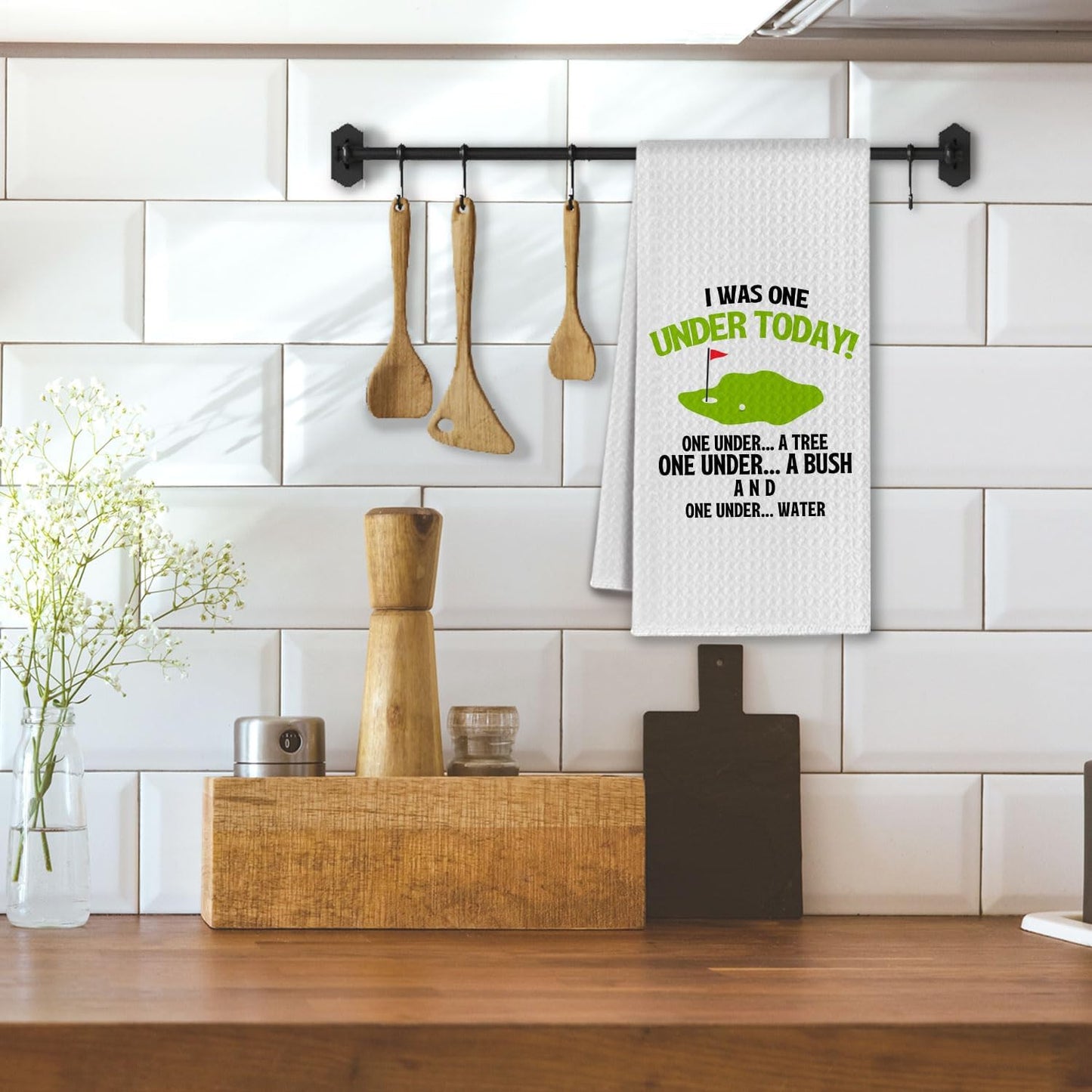 Funny Golf Kitchen Towels, Gift for Golfers Dish Tea Towels for Kitchen Decor, Golfing Gift for Men Women Decorative Hand Towel for Bathroom, 16x24 Inches