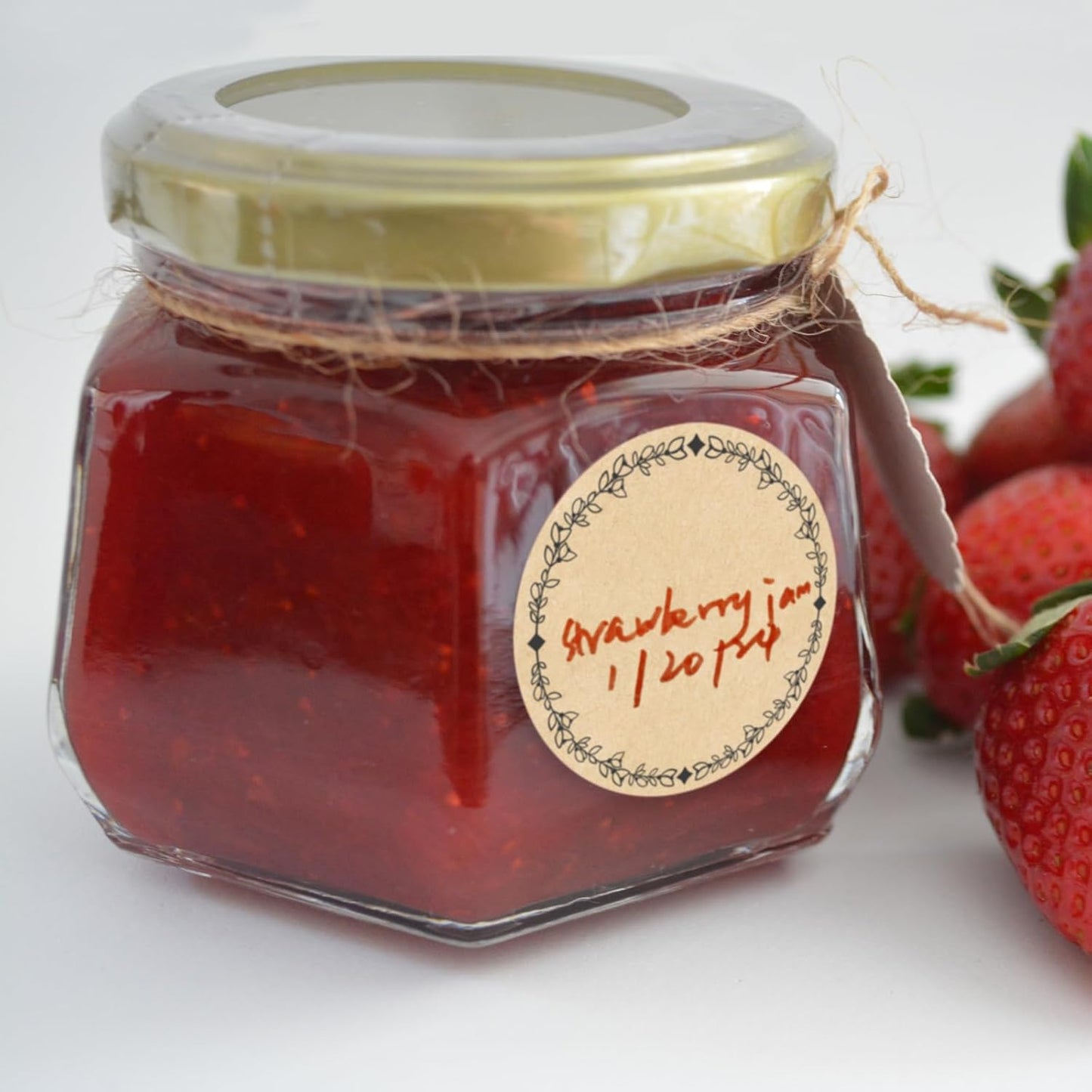 2" Canning Labels for Jars & Lids, 4 Different Wreath Designs, 500 Pcs Round Kraft Christmas Mason Jar Stickers, Food Labels Pantry Labels, Mason Jar Labels Spice Labels Bottle Labels