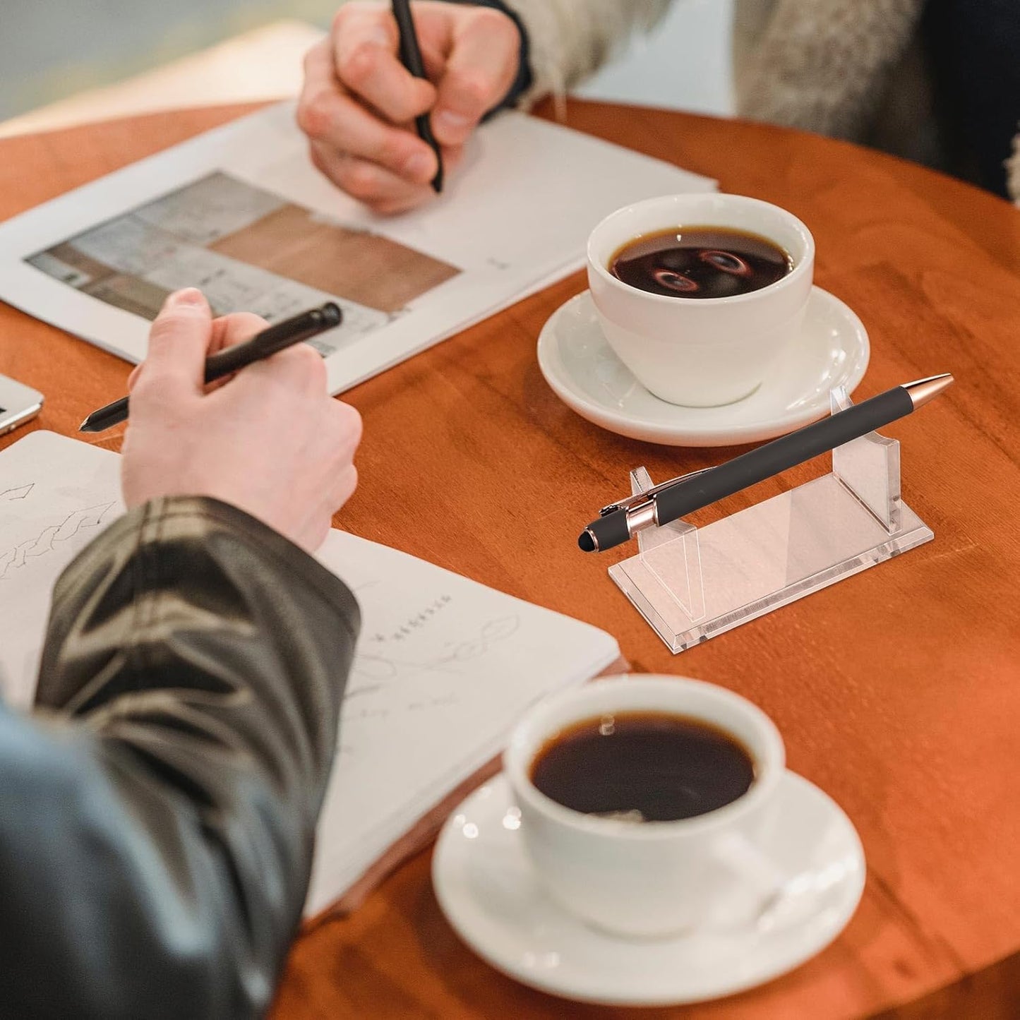 Eersida 4 Pcs Acrylic Pen Holder Display Stand Clear Fountain Pencil Makeup Brush Rack Plastic Horizontal Ballpoint Pen Display Organizer Desk for Home Office or Store Use