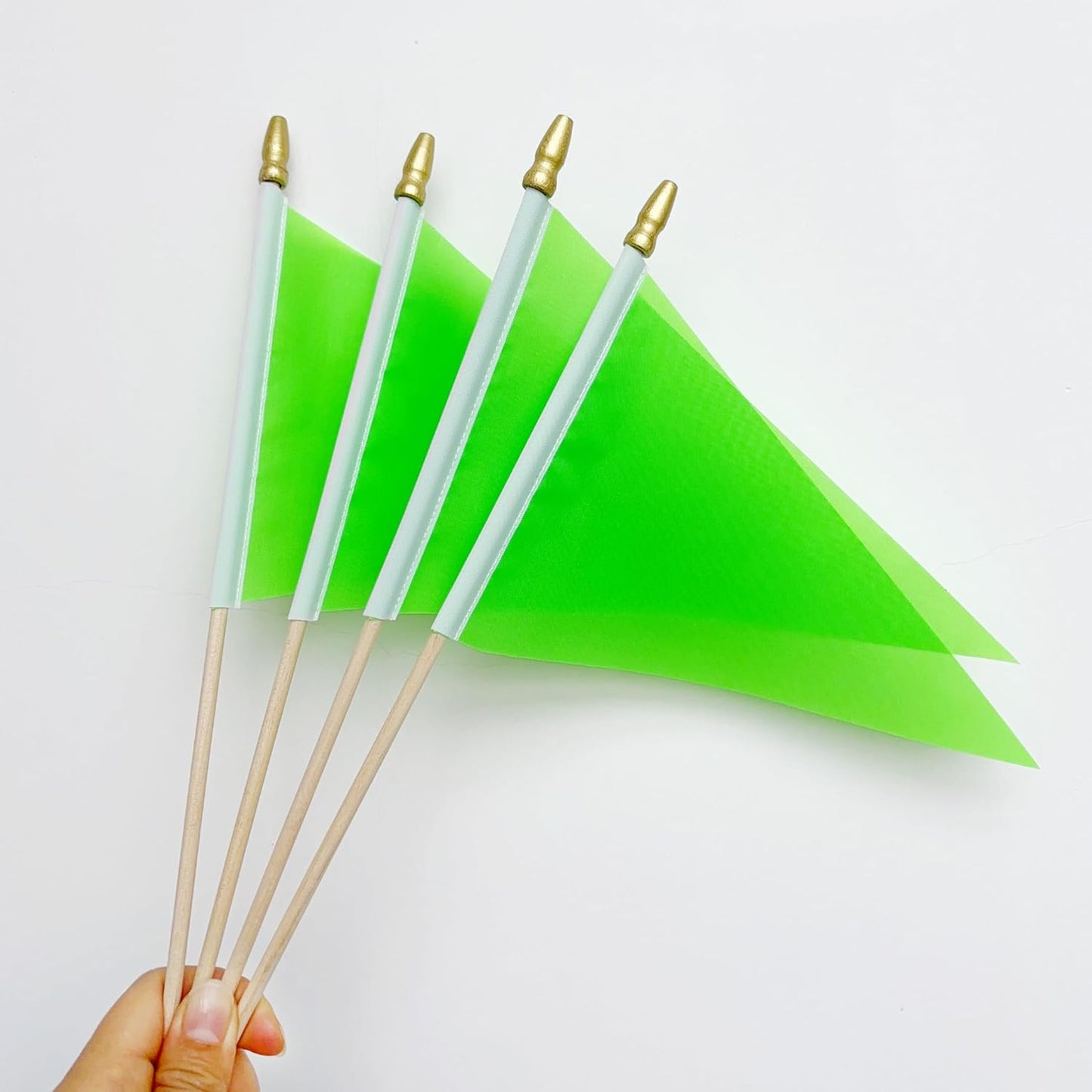 20 Pack Solid Color Green Blank Pennant Flags on Wood Stick Small Mini Plain DIY Graffiti Flags,Decorations for Parades,Grand Opening,Kids Birthday,Sports Clubs,5x8 Inch