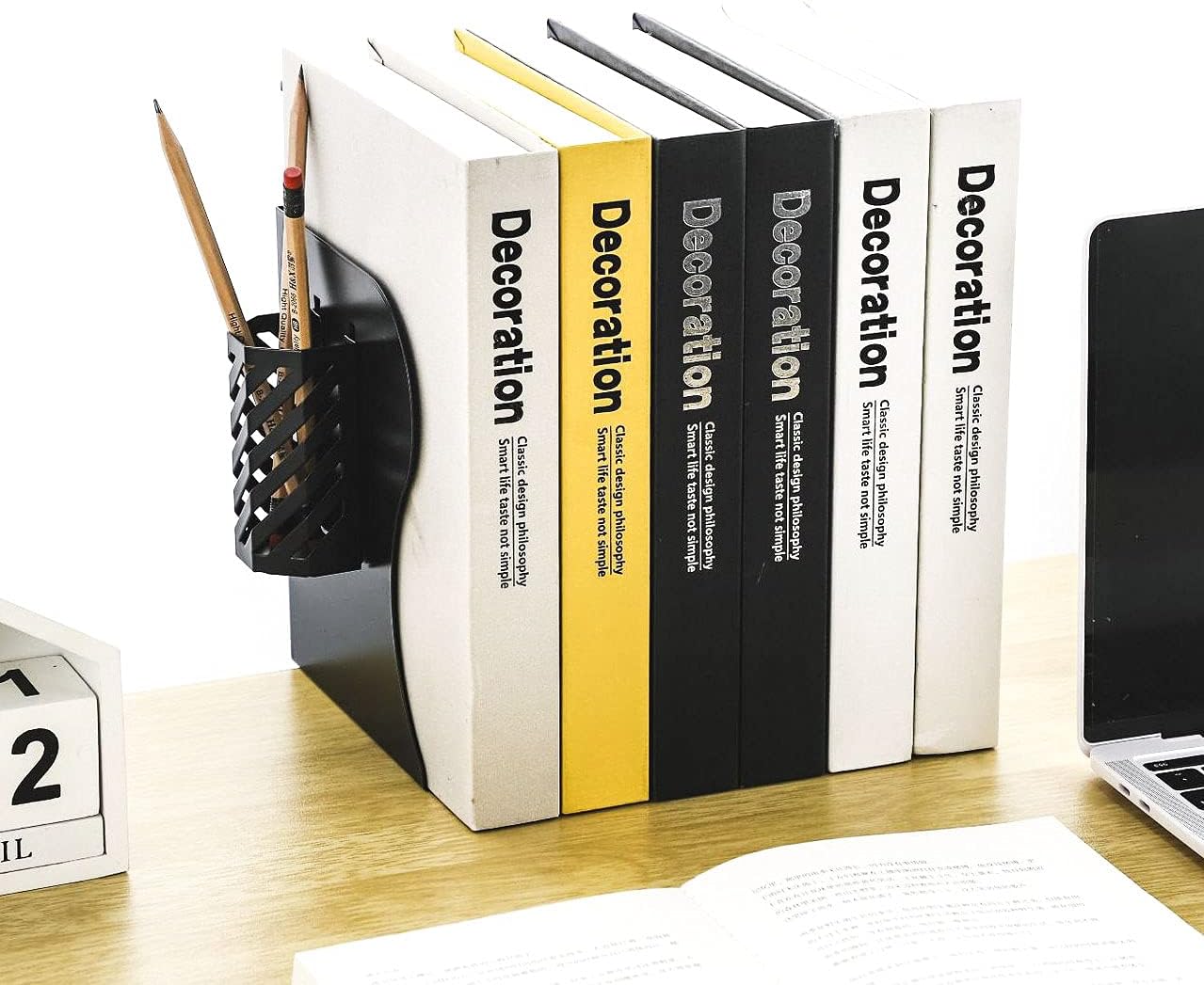 Adjustable Bookends Metal Book Ends for Heavy Book Holder Heavy Duty Bookends Nonskid Bookcase Desktop Book Organizer Binder Holder (Black)