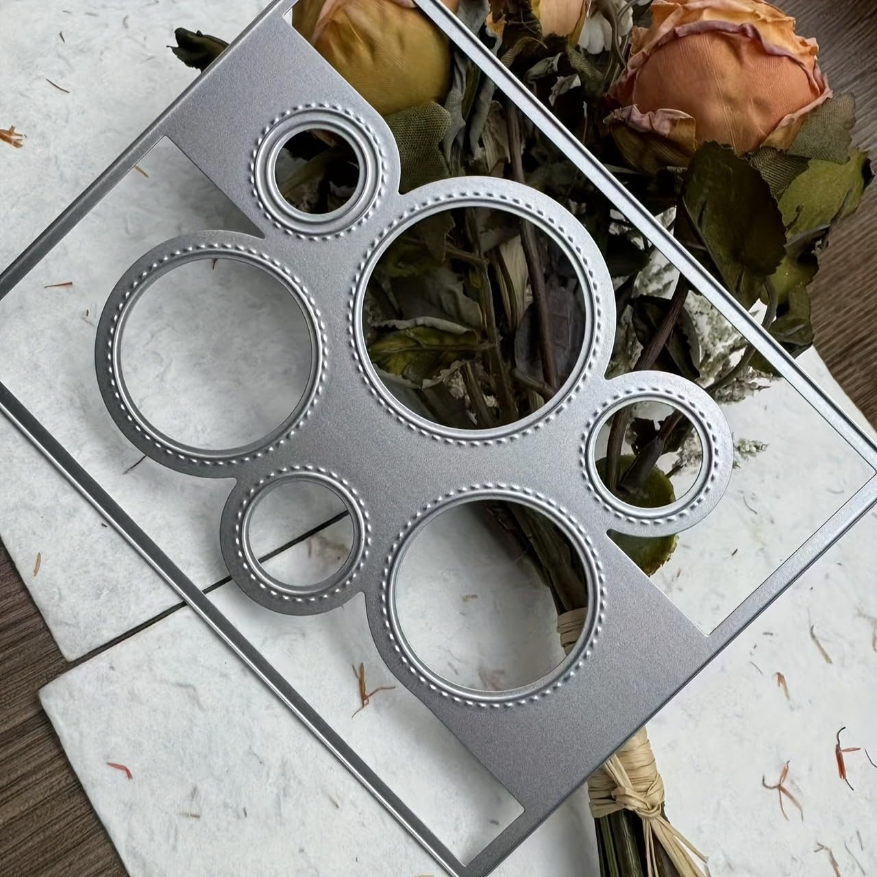 Metal Cutting Die for Scrapbooking - Cut Stencils for DIY Scrapbook Photo Album Decorative Paper Card, Card Making Supplies & Crafting Die Cut (Circular Ring 5.3 x 4.1 in)