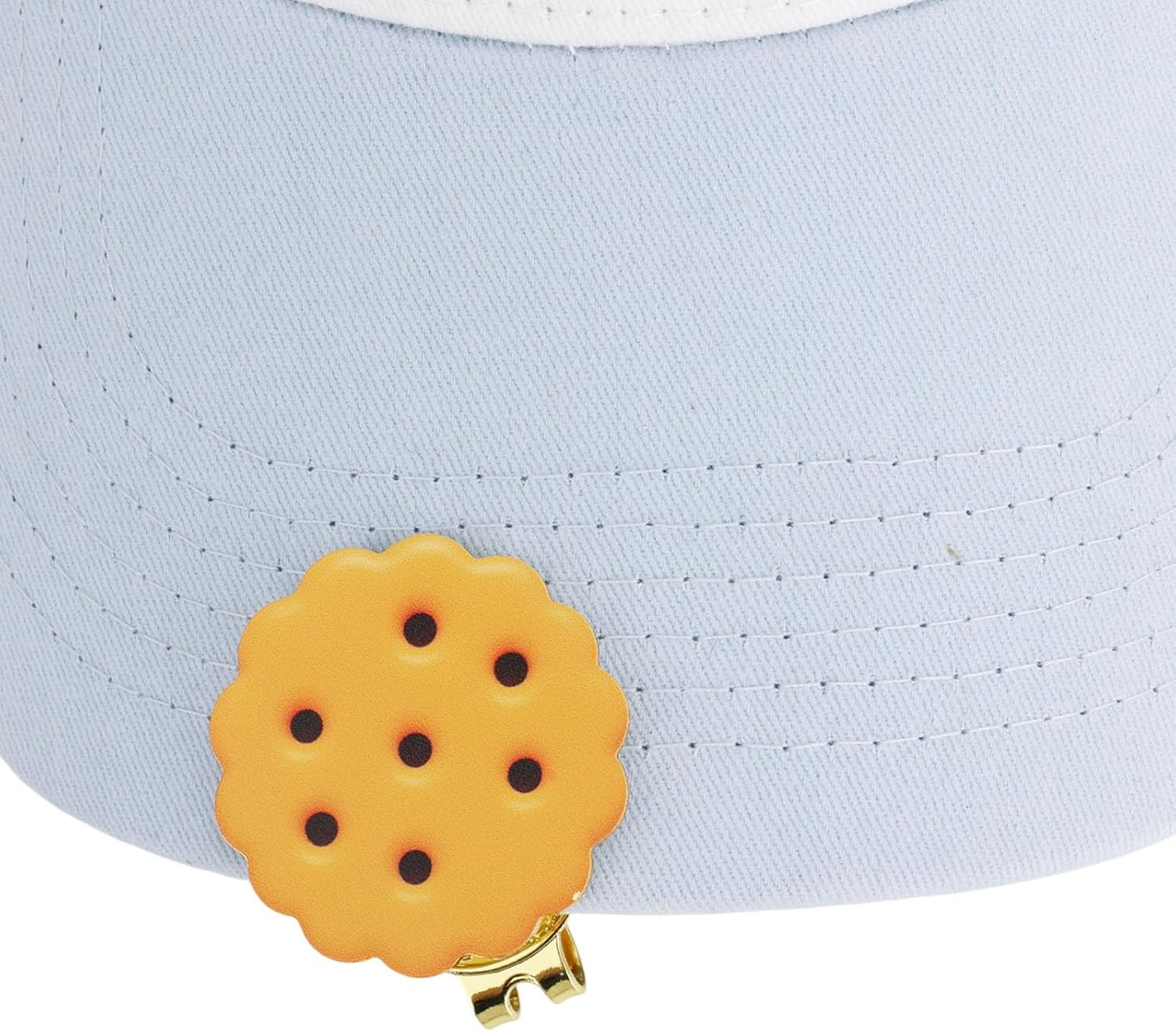 2pcs Magnetic Golf Ball Marker with Hat Clip, Funny Cute Cracker Shape Strong Magnetic Magnet Golf Ball Marker Accessories for Putting Green Women Men Golfers Gloves Bag Cap