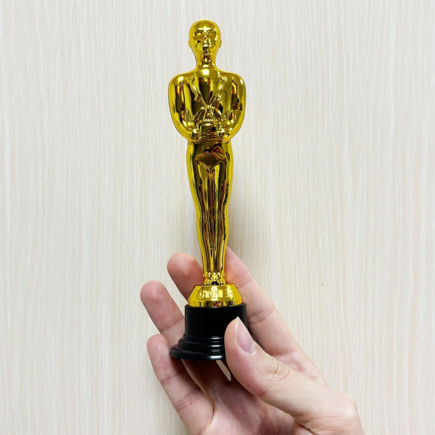 6 PCS Plastic Gold Award Trophies for Party Decorations, Party Favors, School Award, Game Prize, Party Prize and Appreciation Gifts