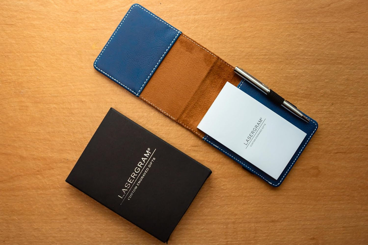 LaserGram Mini Padfolio with Notepad and Pen, Golfer Golfing, Personalized Engraving Included (Dark Blue)