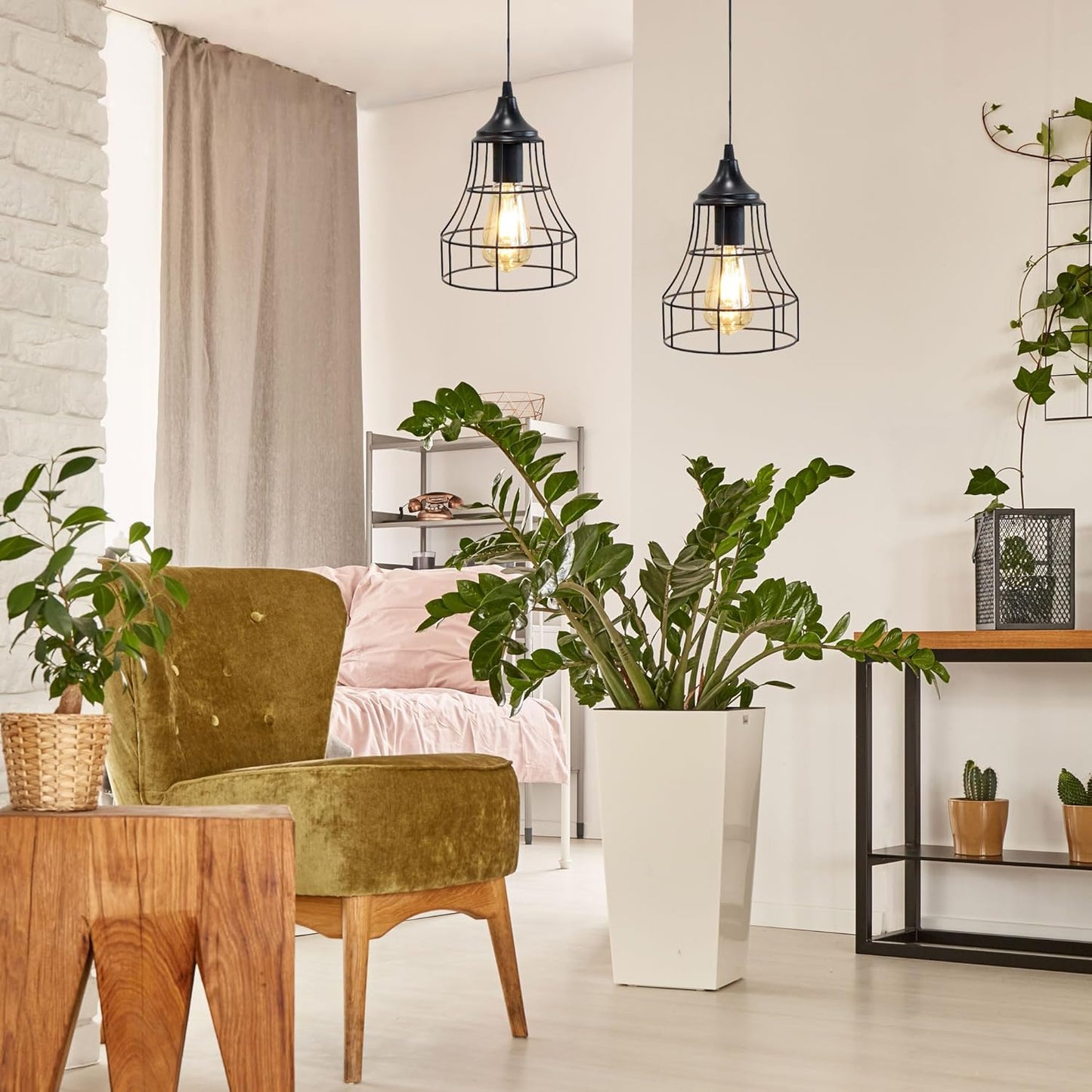 JHY DESIGN Hanging Lamp Set of 2 Battery Powered Decorative Pendant Lamp Metal Cage Battery Lamp with 6 Hours Timer for Bar Bedroom Garden Parties Patio Indoor Outdoor Living Room(Geometry)