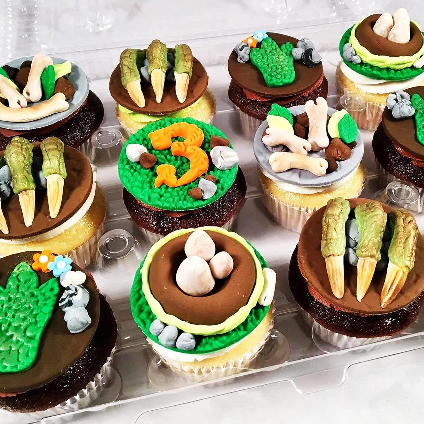 Dragon Fondant Molds (3 Pack), Silicone Dragon Eyes Dinosaur Claws Skin Candy Mold for Baking Dragon Themed Christmas Cake, Chocolate, Cupcake Decoration, Polymer Clay, Resin, Gypsum