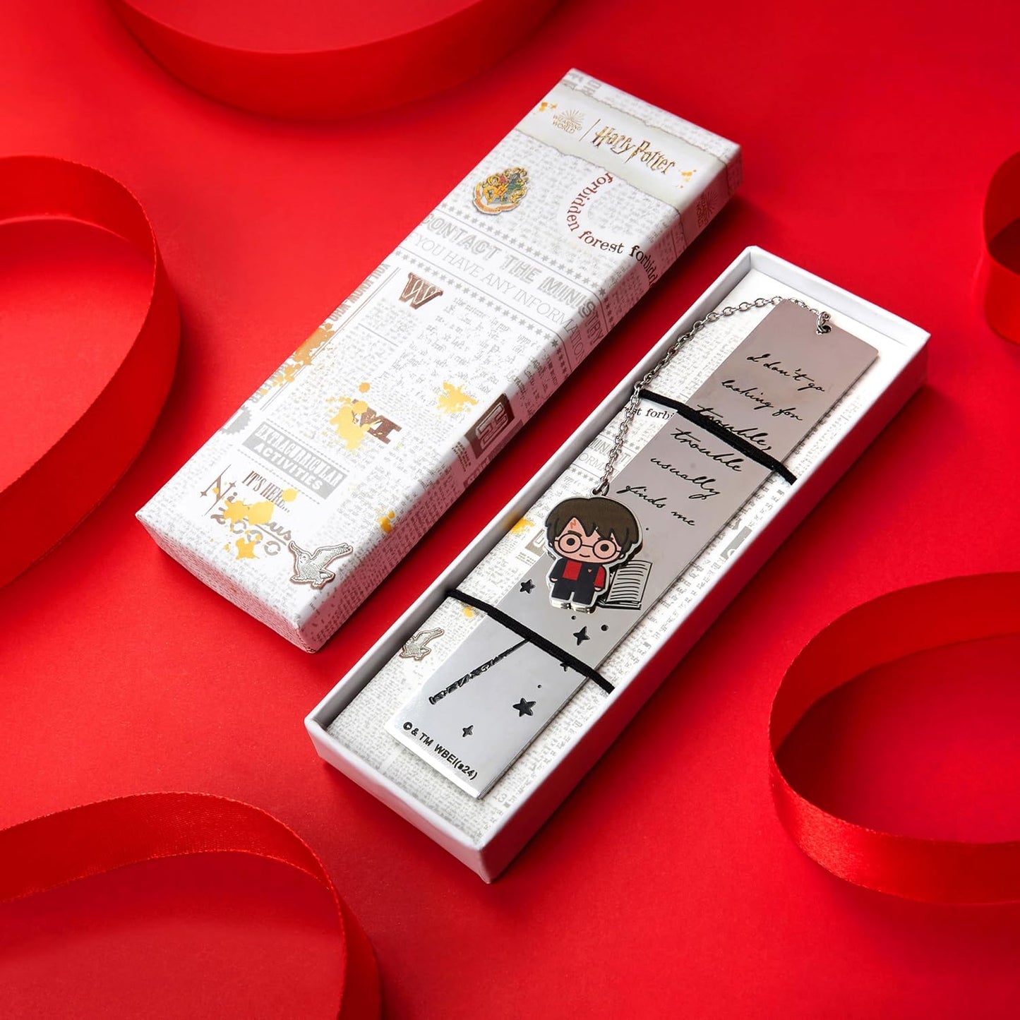 Harry Potter Metal Bookmark with Hanging Charm Golden Snitch Hogwarts Reading Gifts Book Lovers Gift Box (Harry Potter)