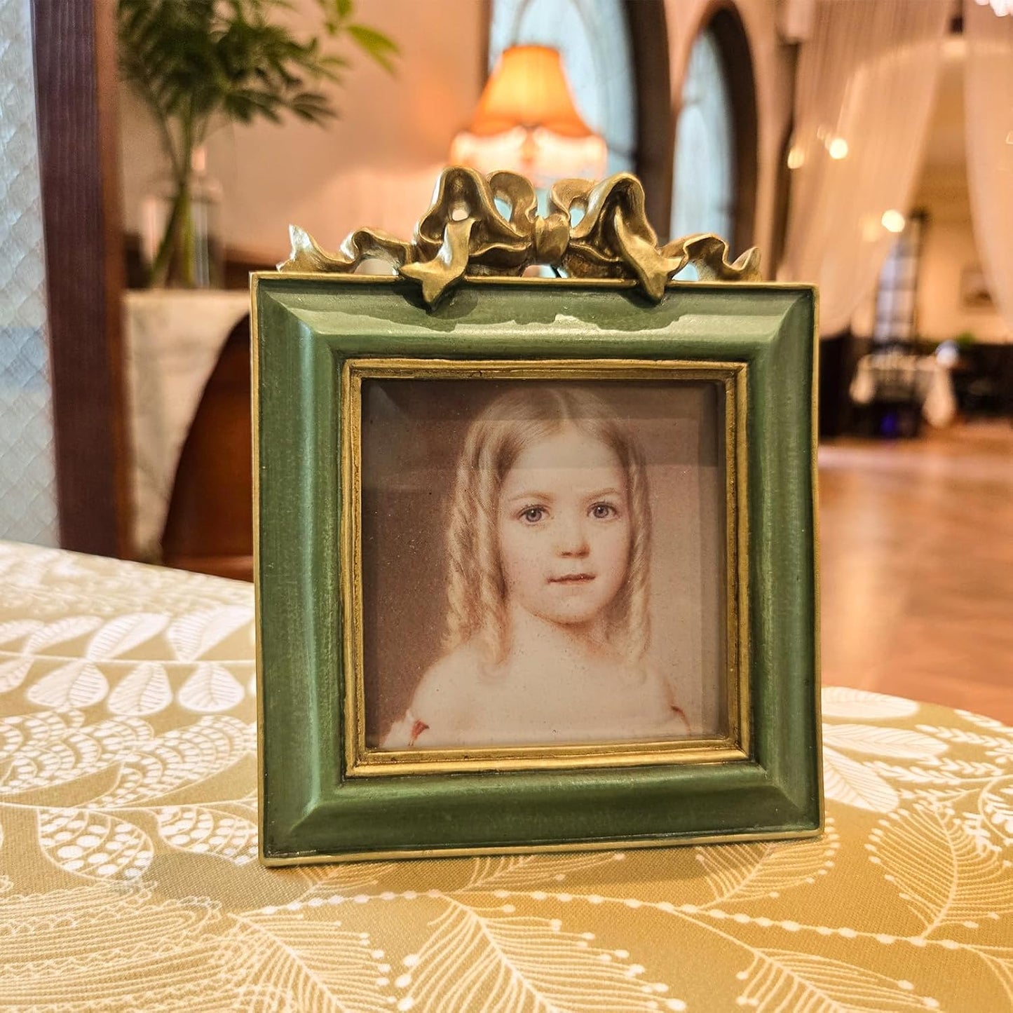 SYLVIA'S SHOP 3x3 Small Vintage Picture Frame, Mini Antique Ornate Square Photo Frame, for Tabletop and Wall Display, Retro Home Decor, Photo Gallery Art, Green