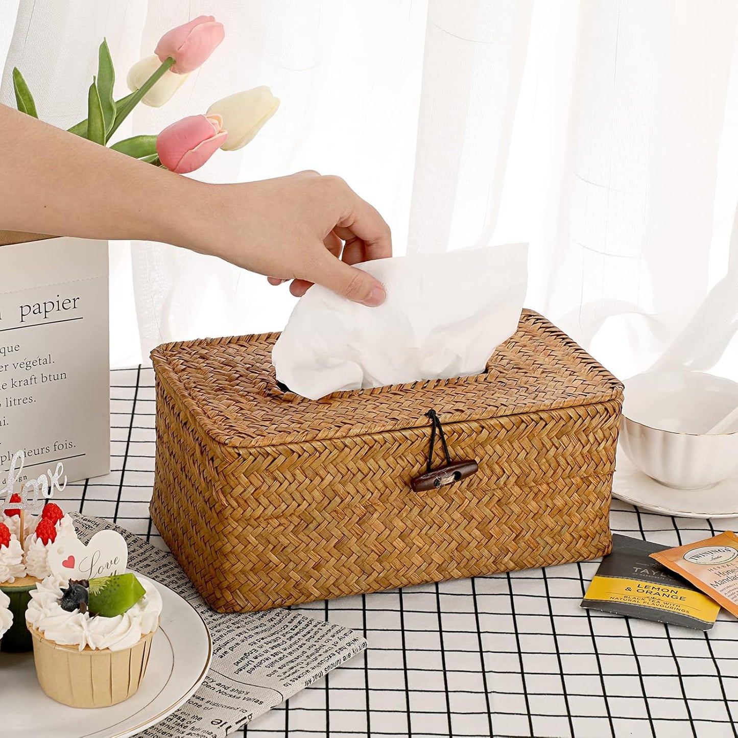 Sumnacon Tissue Box Cover Rectangle Tissue Box Seagrass Tissue Box Holder Woven Tissue Holder Decorative Tissue Cover for Bathroom Tissue Box Cover Rectangular for Home Office Table Caramel