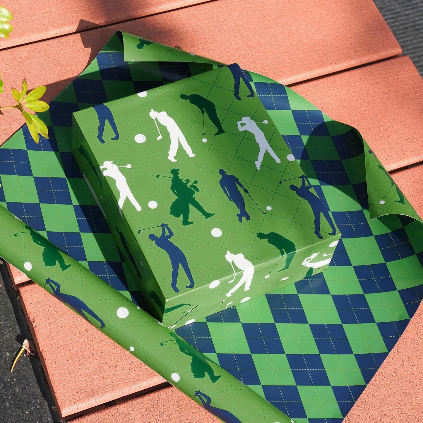 LaRibbons Golf Reversible Wrapping Paper Mini Roll, Green Golf and Plaid Design, Perfect for Men, Sports Party, Birthday, Father's Day, Team Celebration, 17" x 33' (46.7 sq. ft)