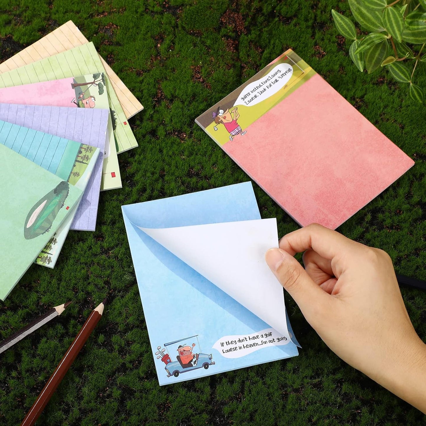 Eaasty 8 Pack Funny Memo Notepads Funny Golf Gifts Golf Notebook Sticky Note to Do List for Office Supplies, 8 Styles(Classic Style)