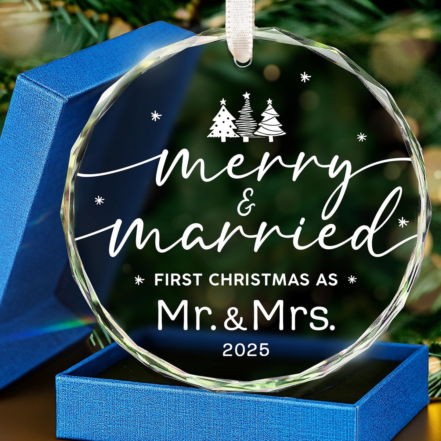 HEXMOZ Wedding Gifts for Couples 2025 - First Christmas Married Glass Ornament, Mr and Mrs Gifts, Wedding Ideas for Newly Wed, Just Married Couple, Bride - Bridal Shower Gift 1st Christmas Merry Decor