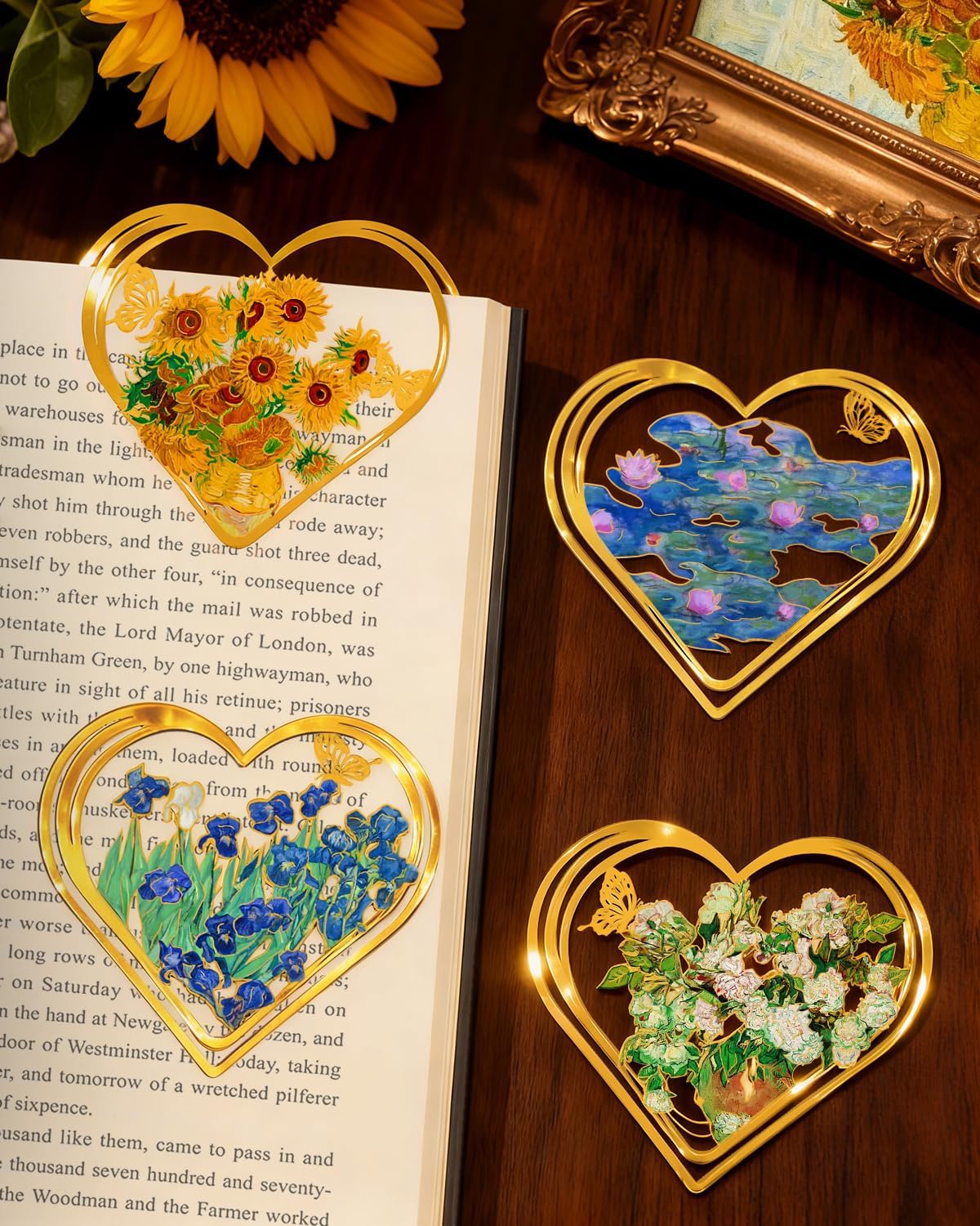 4pcs Metal Clip Heart Bookmarks for Reading Women, Van Gogh Monet Cute Corner Page Book Marks for Book Lovers Teachers Students, Reading Accessories Gifts for Book Lovers