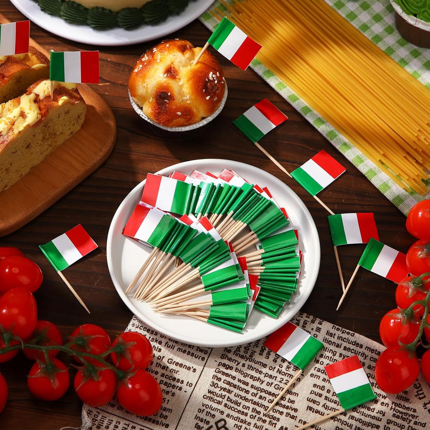 Meanplan 1000 Pcs Italy Flag Italian Toothpick Flags, Cocktail Picks Small Mini Stick Italy Cupcake Toppers Country Picks Party Decoration Celebration Cocktail Food Appetizers Bar Cake Flags