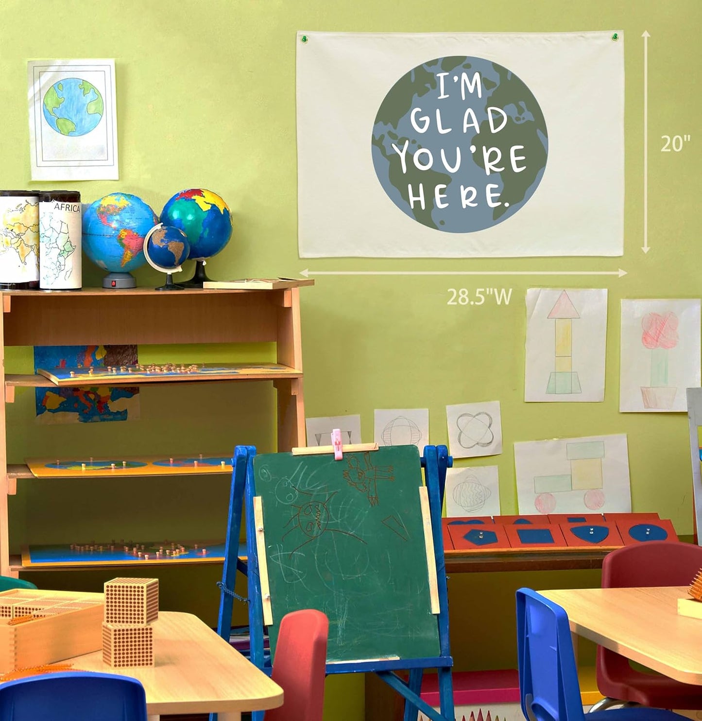 Classroom Wall Decor-Teacher Gifts-Welcome Poster Gift-Nursery Sign- Positive Affirmation Motivational Quote-Earth Theme-Hanging Rectangle Banner Flag Wall Decor-I'm Glad You're Here-28.5"L×20"W