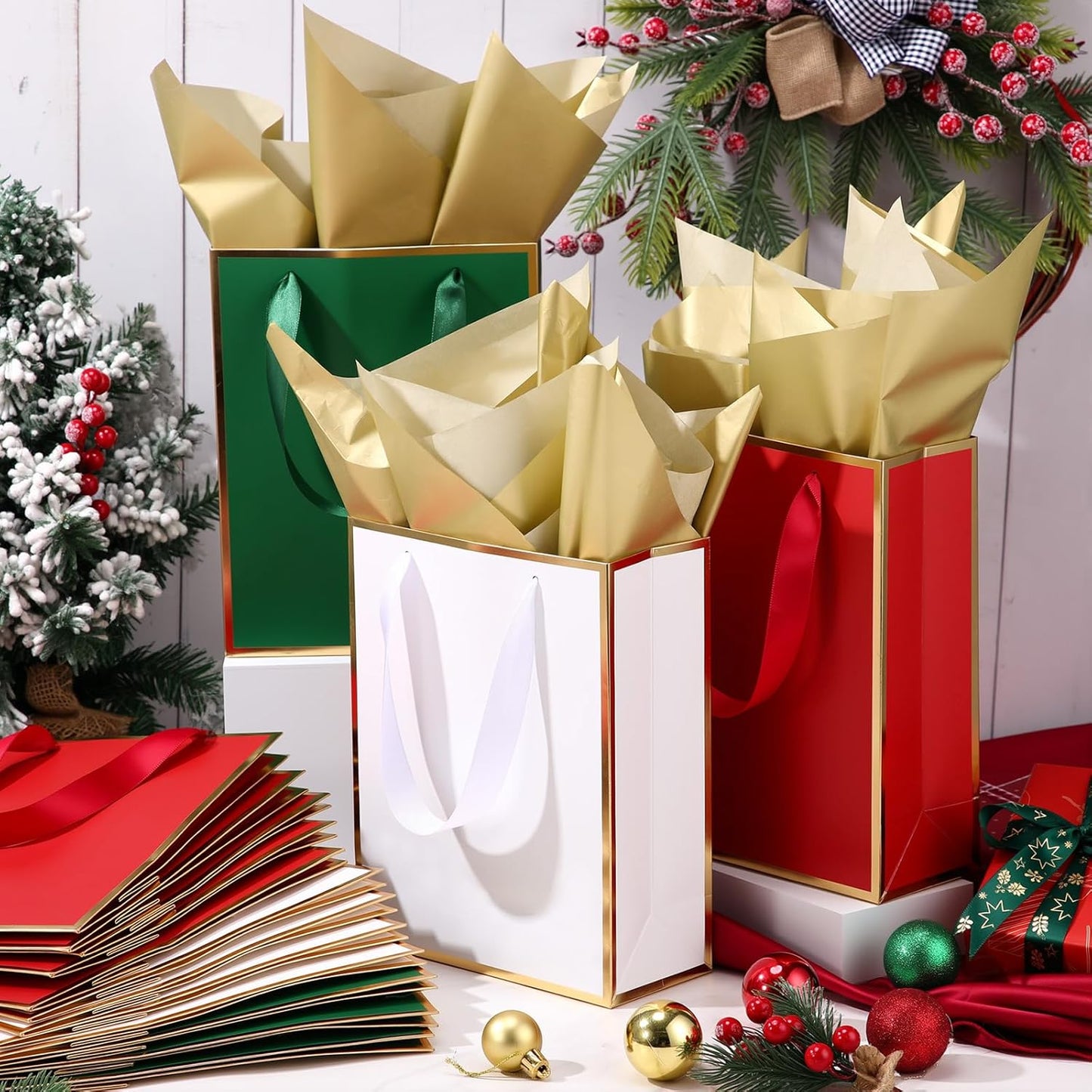 Yeaqee 24 Pack Metallic Paper Gift Bags with Handle and Tissue 9x7x3.1 Gold Foil Welcome Favor Bags Return Gifts for Wedding Fall 5 Senses Christmas Bridesmaid Birthday (Red Green White)