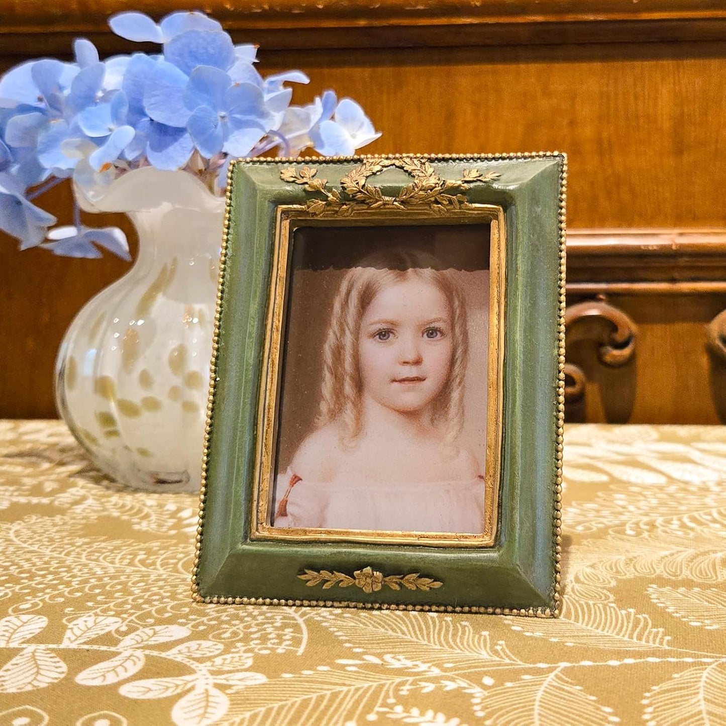 SYLVIA'S SHOP 2.5x3.5 Small Vintage Picture Frame, Mini Antique Ornate Photo Frame, for Tabletop and Wall Display, Retro Home Decor, Old Fashioned Photo Gallery Art, Green