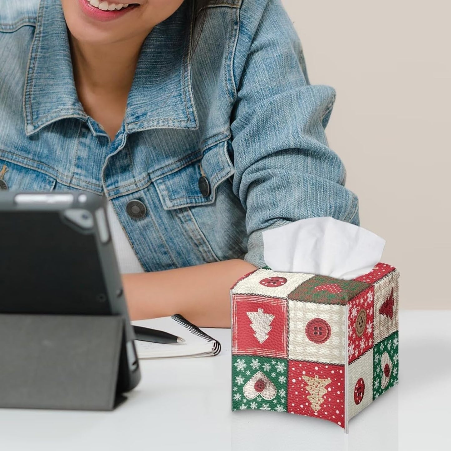 Christmas Theme Tissue Box Cover 5x5x5 inch Leather Tissue Paper Box Napkin Dispenser Organizer Holiday Home Facial Paper Dispenser for Office Bedroom Car