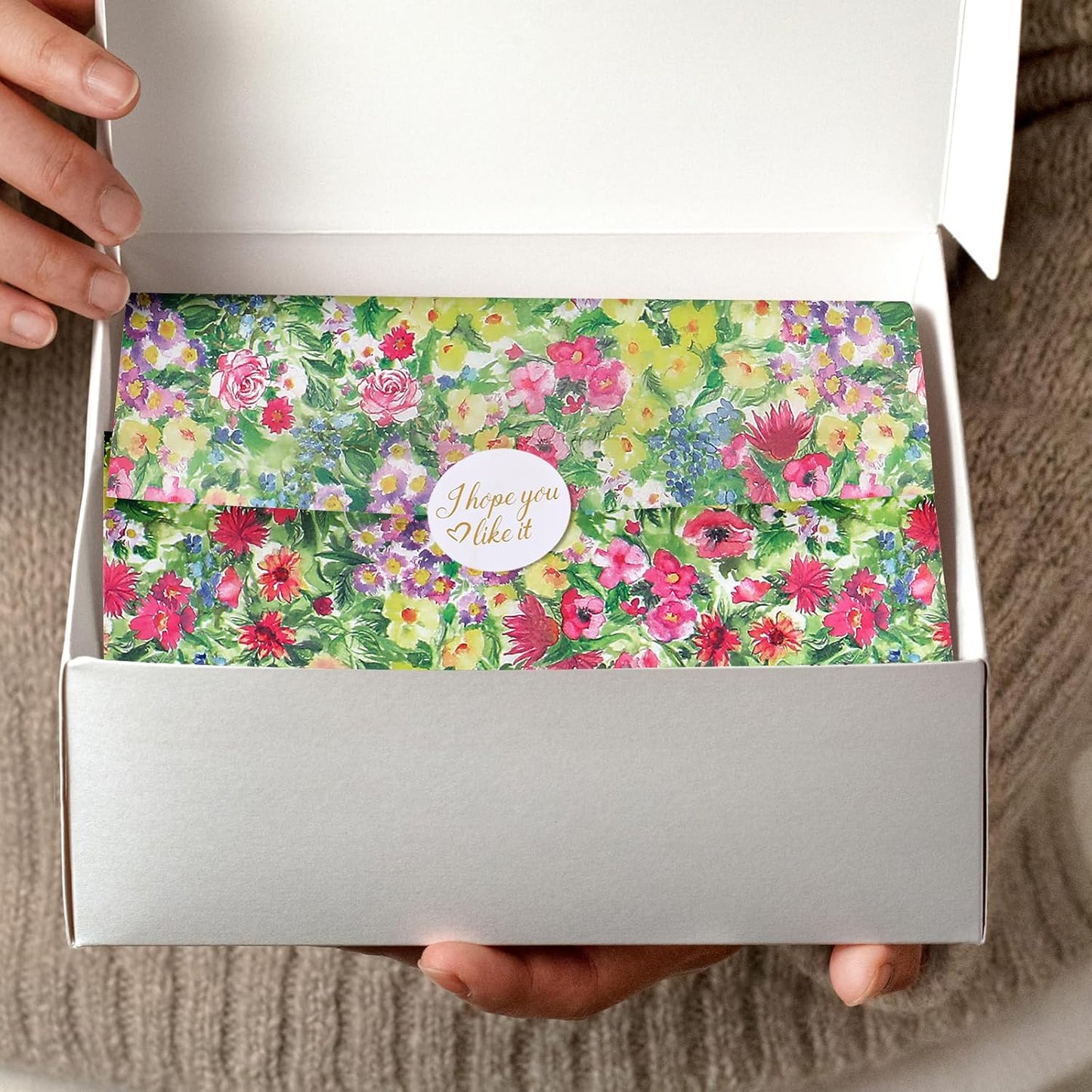 100 Sheets Oil Painting Style Floral Tissue Paper with Stickers,20x14 Inch Botanical Gift Wrapping Paper for Birthday, Wedding, Baby Shower, Bridal Shower, DIY Crafts and Party Favors