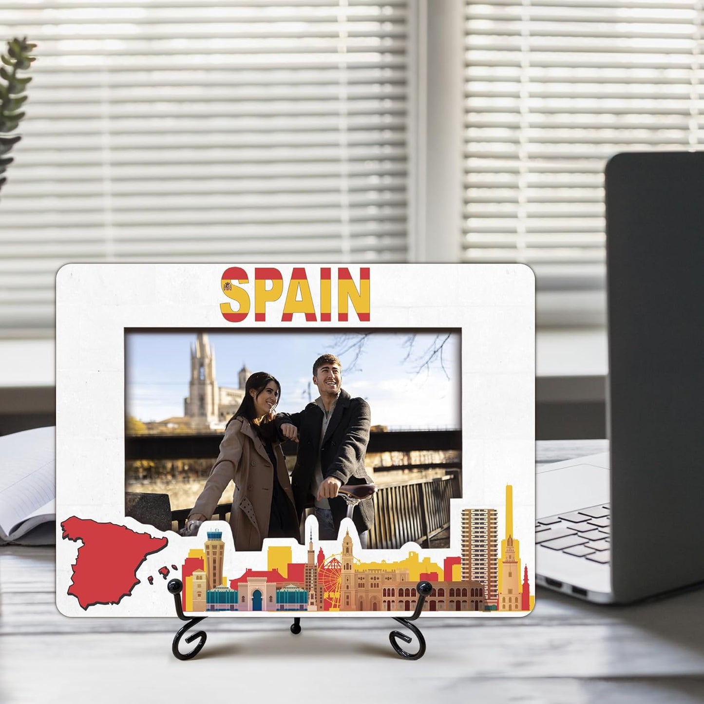 Spain Travel Picture Frame, 5 x 8 Spain Themed Wooden Photo Frame with Stand, Vacation Anniversary Honeymoon Gifts For Friend Family Couples, Home Office Desk Decorations-A08