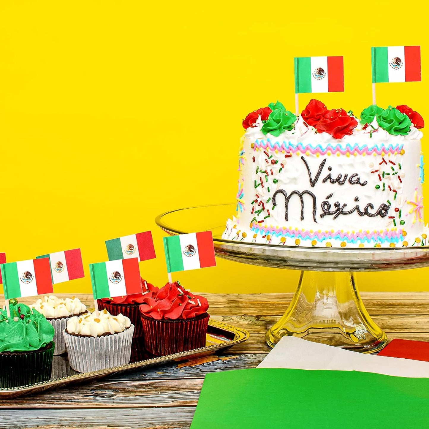 Meanplan 2000 Pcs Mexico Toothpick Flags, Mexican Flag Toothpicks, Cupcake Mexico Toppers, Mini Stick Decorations Food Picks for National Day Party Birthday Cocktail Ice Cream Cake