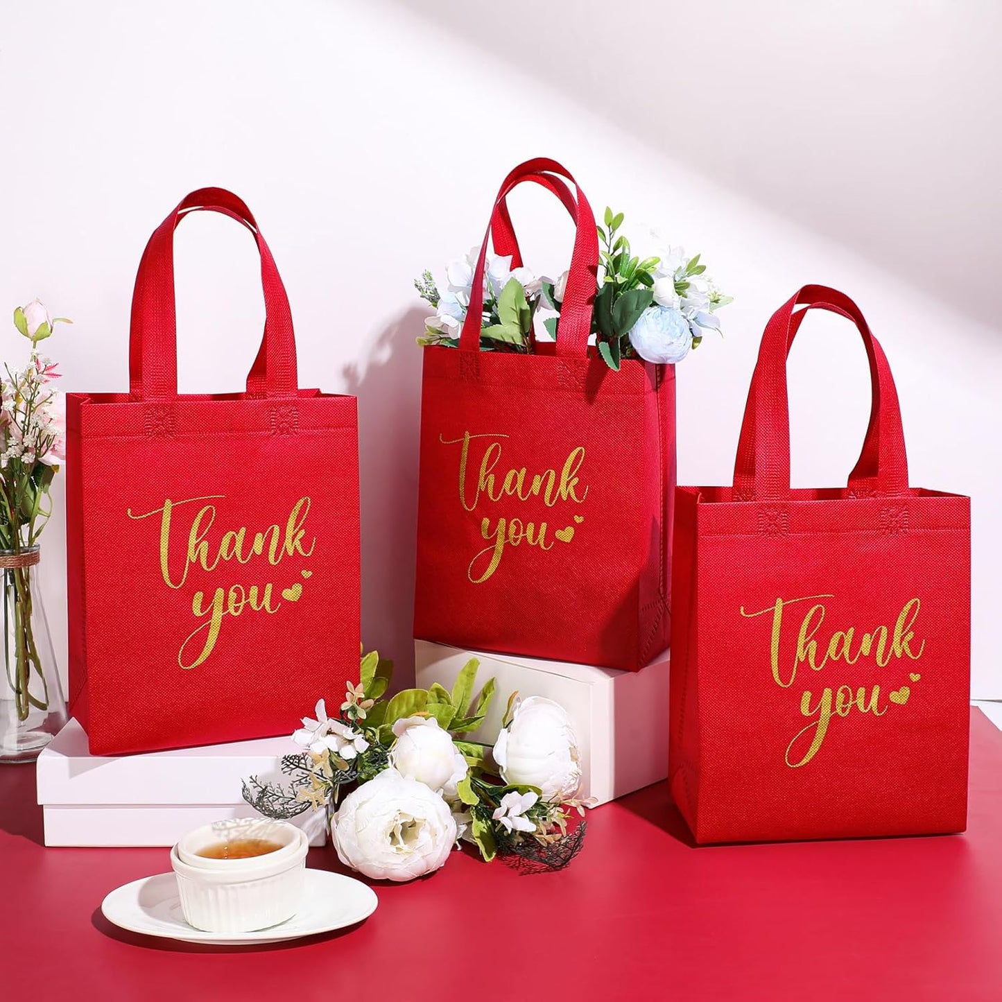 Sweetude 30 Pcs Thank You Gift Bags with Handles Bulk Reusable Goodie Bag Non Woven Foldable Handbag for Graduation Wedding Bridesmaid Gifts(10 x 8 x 4 Inch,Red)