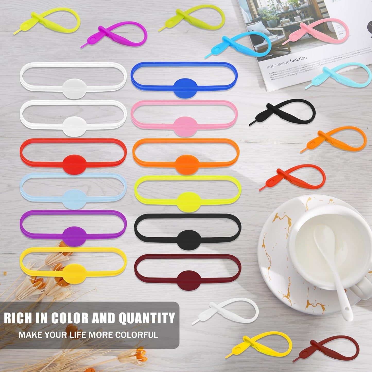 Lasiyanor Cup Markers for Drinks, 24Pcs Silicone Drink Marker Bands Bottle Strip Tag for Bar Party Martinis Cocktail Champagne Stem Glasses