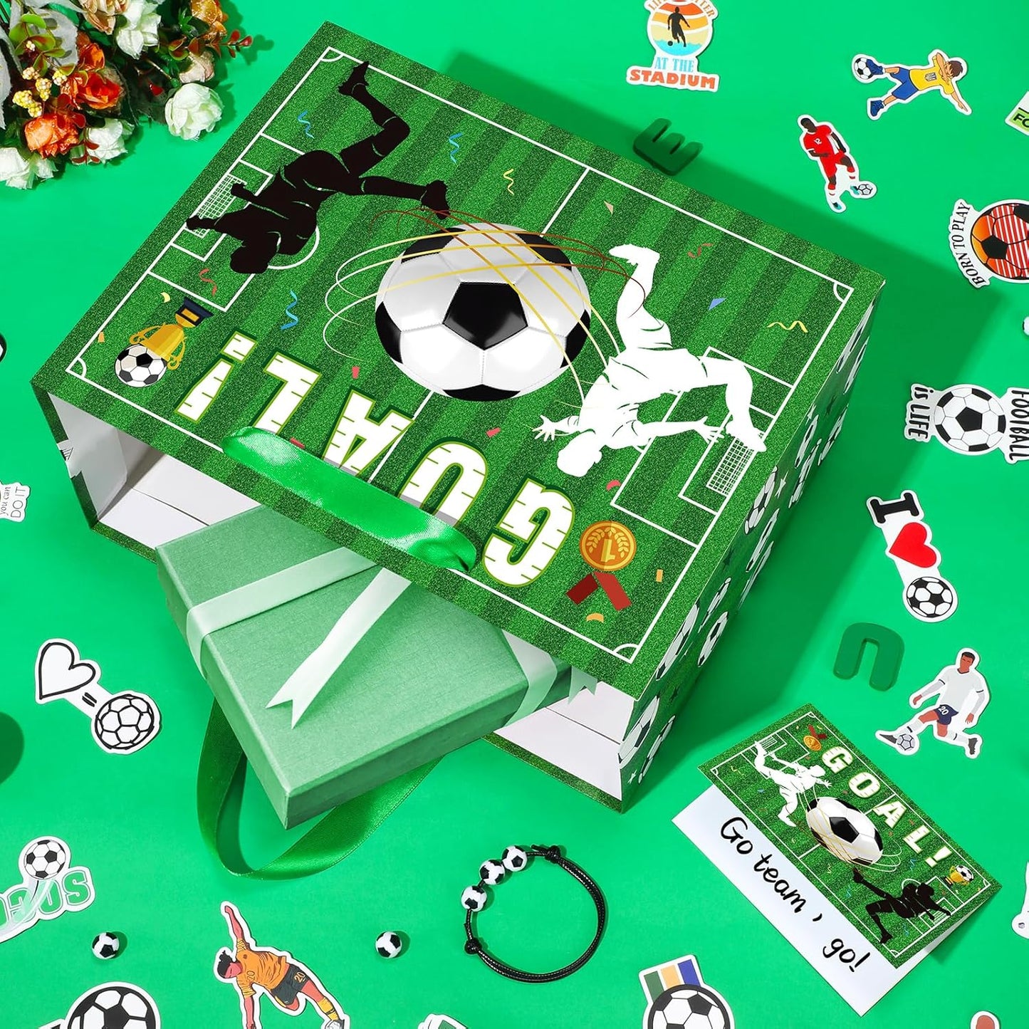 Soccer Gift Bag Large Green Soccer Gift Wrapping Bag with Tissue Paper Goal Greeting Card Decorations for Sports Party Favor Ball Team Birthday Goodie Gifts Treat Wrap Bags for Boys Men Supplies