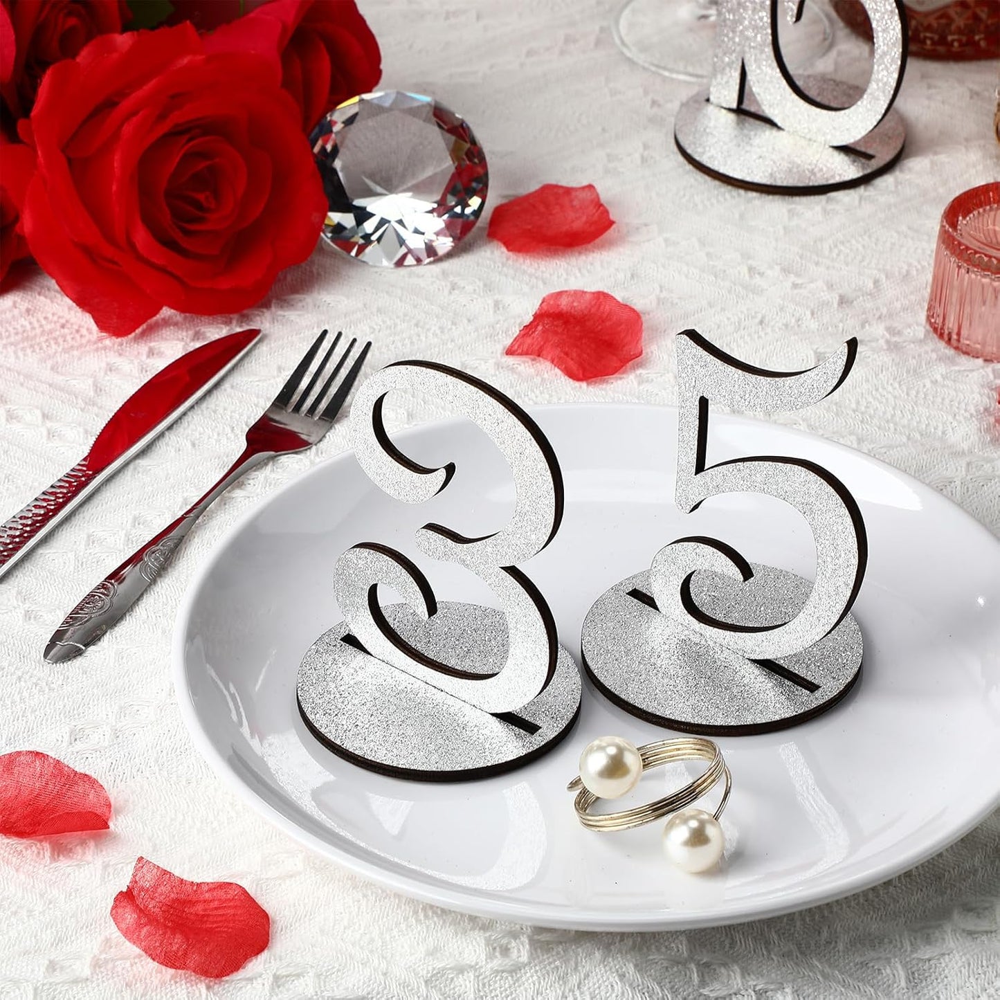 Glitter Table Numbers 1-25 Wooden Table Numbers for Wedding Reception Standing Seat Place Cards with Holder Base for Wedding Party Event Catering Receptions Banquets(Sliver)