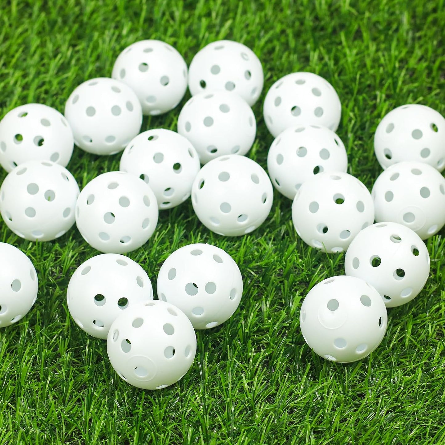Plastic Golf Balls Practice Limited Flight Golf Training Ball Hollow Swing Practice Indoor Golf Balls with Mesh Drawstring Bag for Backyard Driving Range or Outdoor