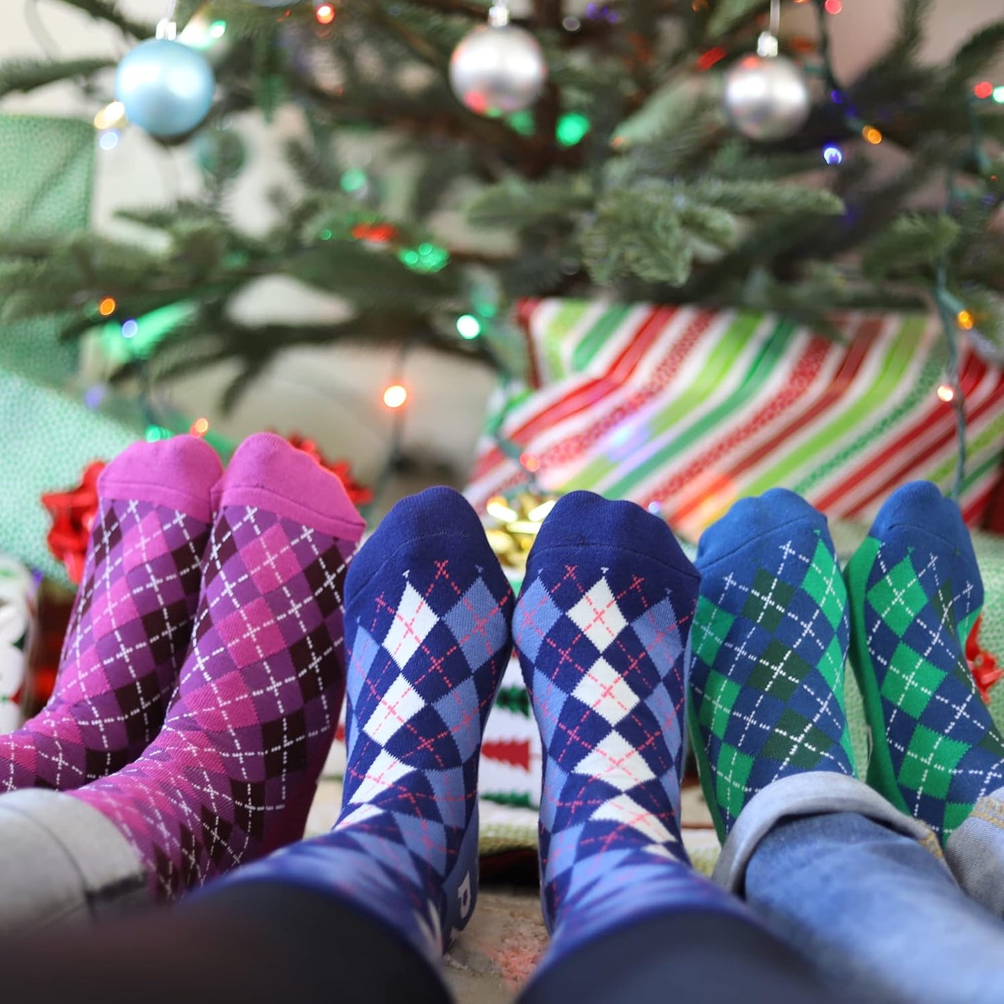 Lavley Funny Golf Socks - Fun gift for golfers - Unisex one size fits most - Great for birthdays or stocking stuffers