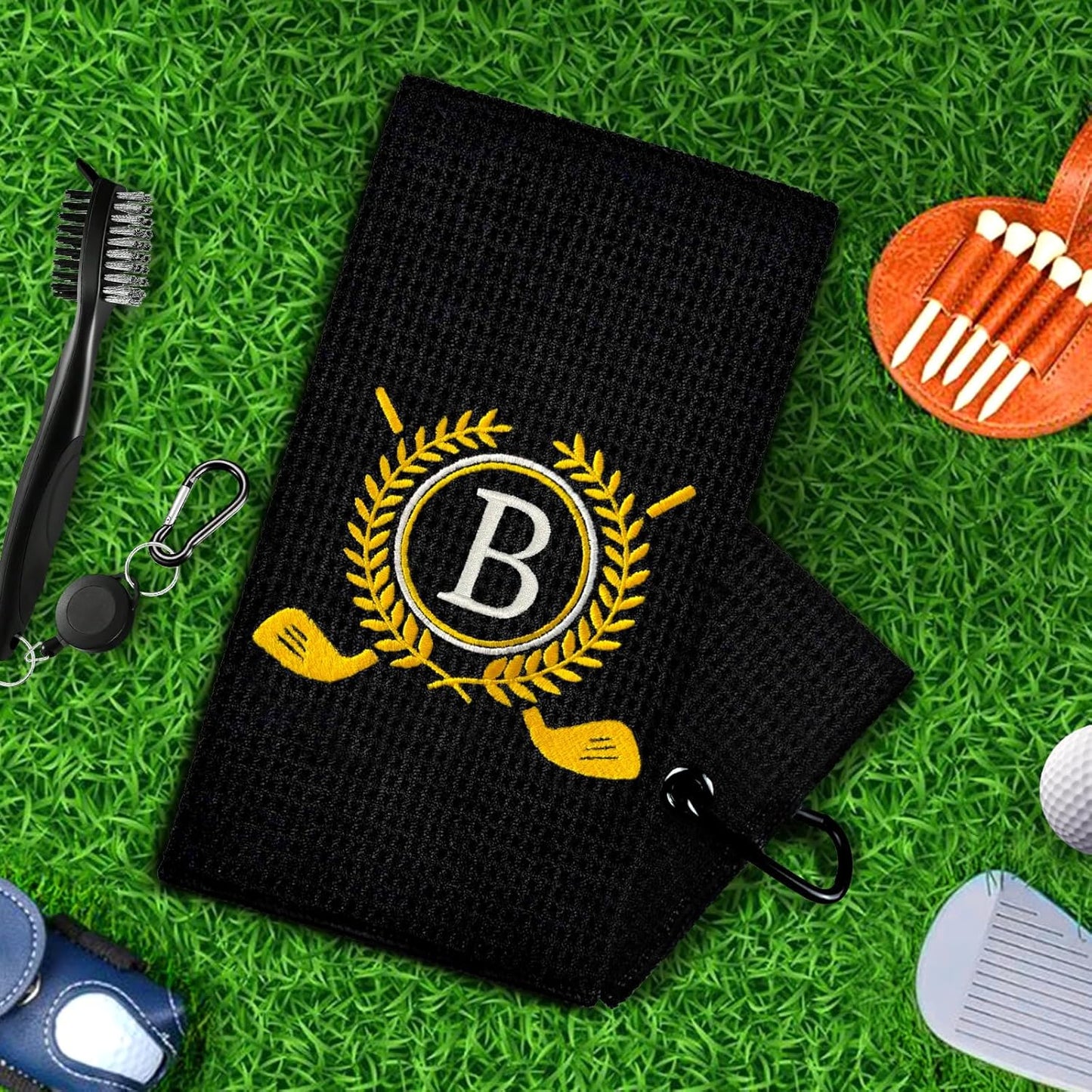 Personalized Golf Towels for Golf Bags - Microfiber Monogrammed Golf Towels for Men/Women, Retractable Brush Tool Kit with Club Groove Cleaner, Custom Golf Accessories for Golfers (Initial B)