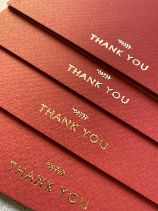RUN2PRINT Thank You Cards with Envelopes & Gold Foil Stickers – 36-Pack Folded Red Greeting Cards (4″×6″) – 320 GSM Italian Textured Paper – Gummed Envelopes – For Weddings, Business & All Occasions